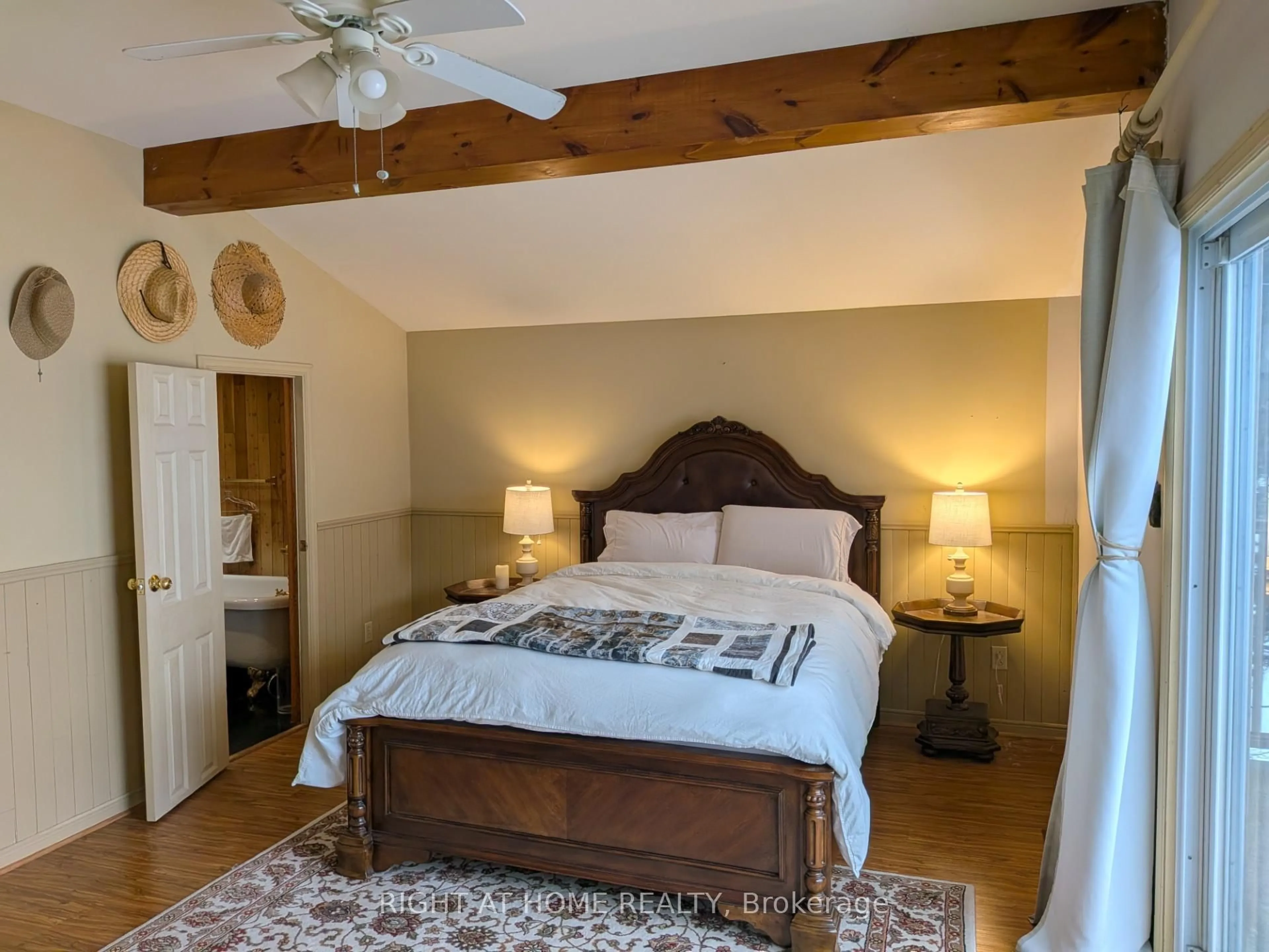 Bedroom with bed, unknown for 36 Shirlea Blvd, Georgina Ontario L4P 1K9