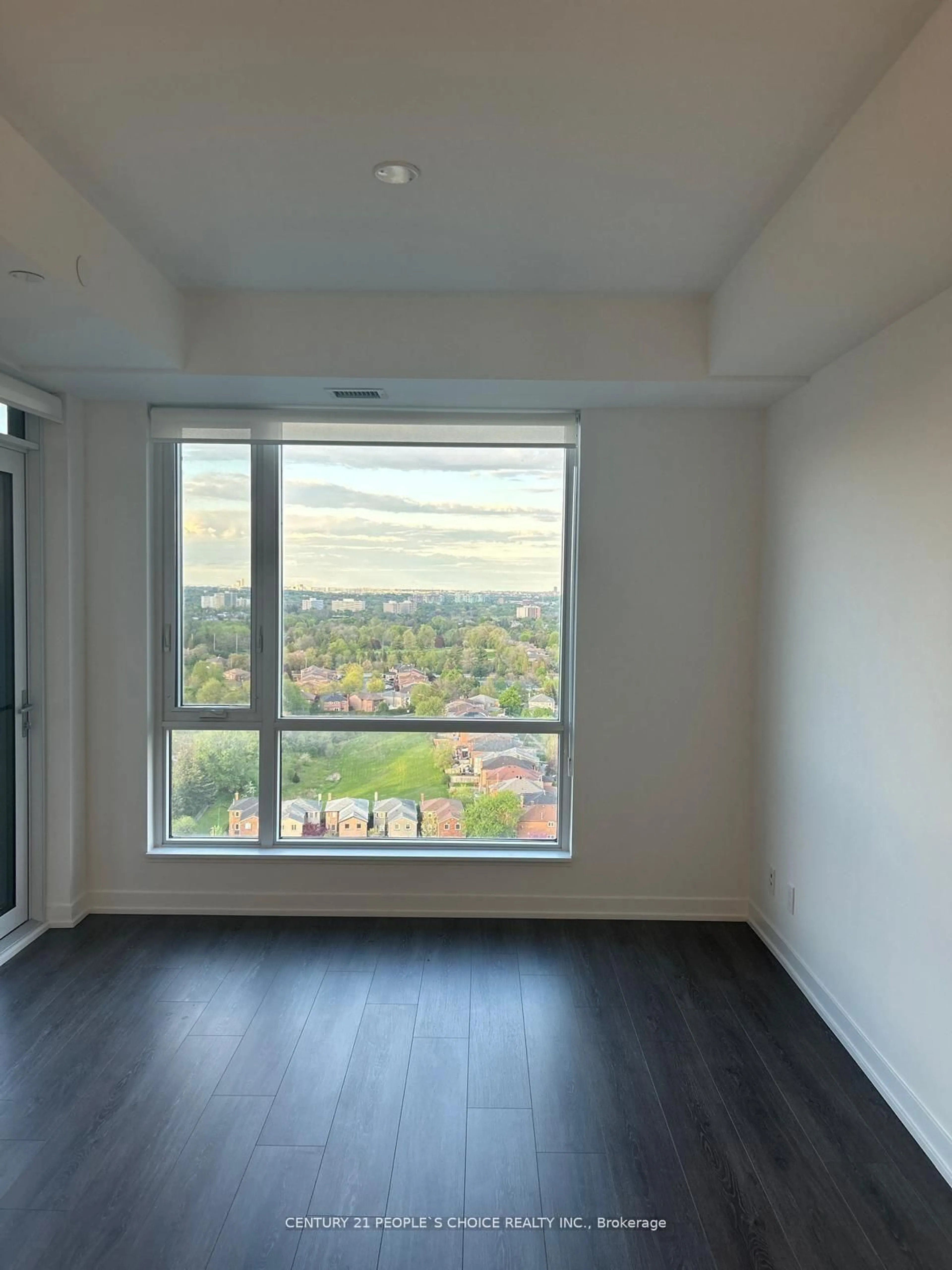 A pic of a room for 7950 Bathurst St #1807, Vaughan Ontario L4J 0L4