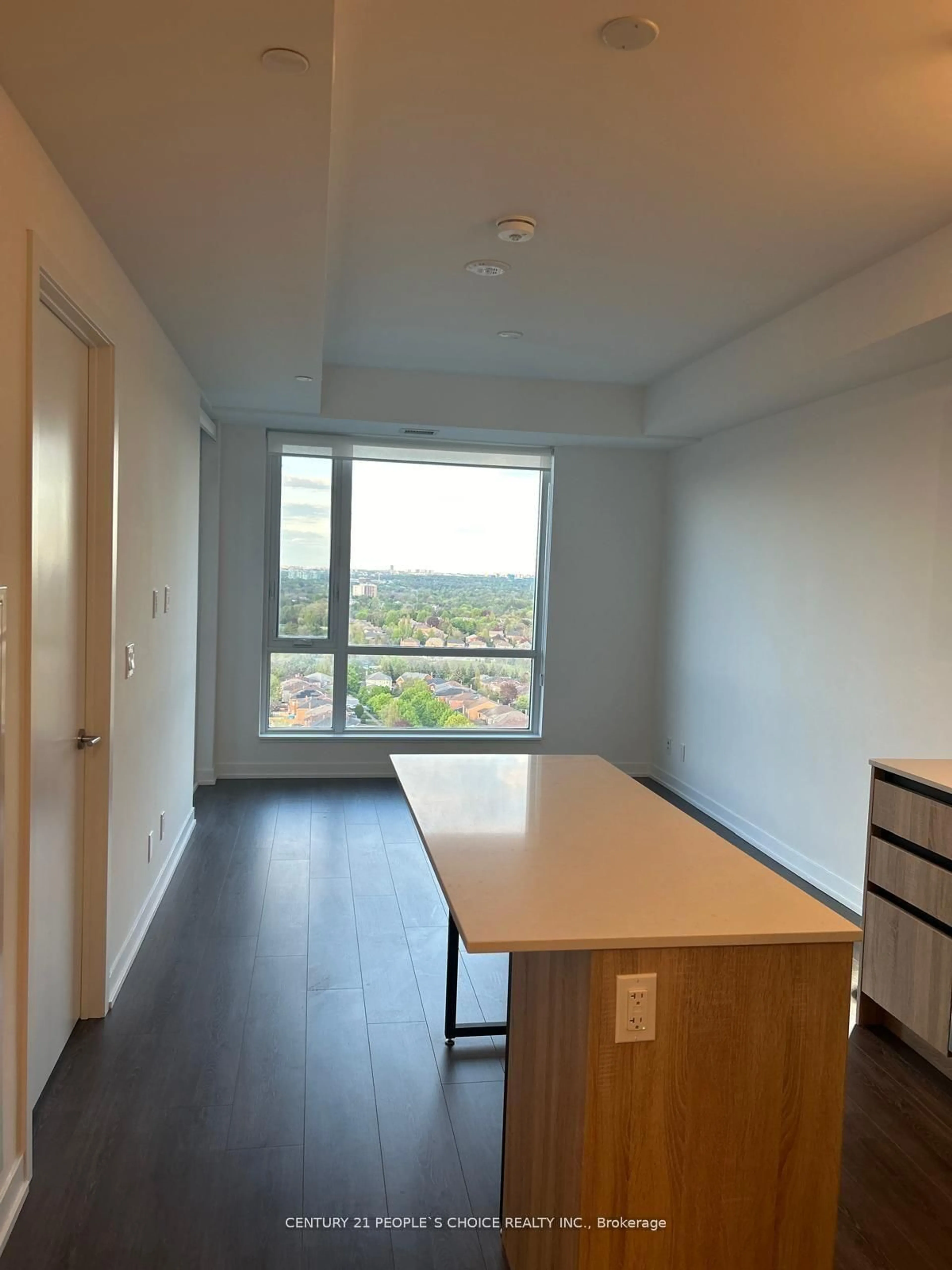 A pic of a room for 7950 Bathurst St #1807, Vaughan Ontario L4J 0L4