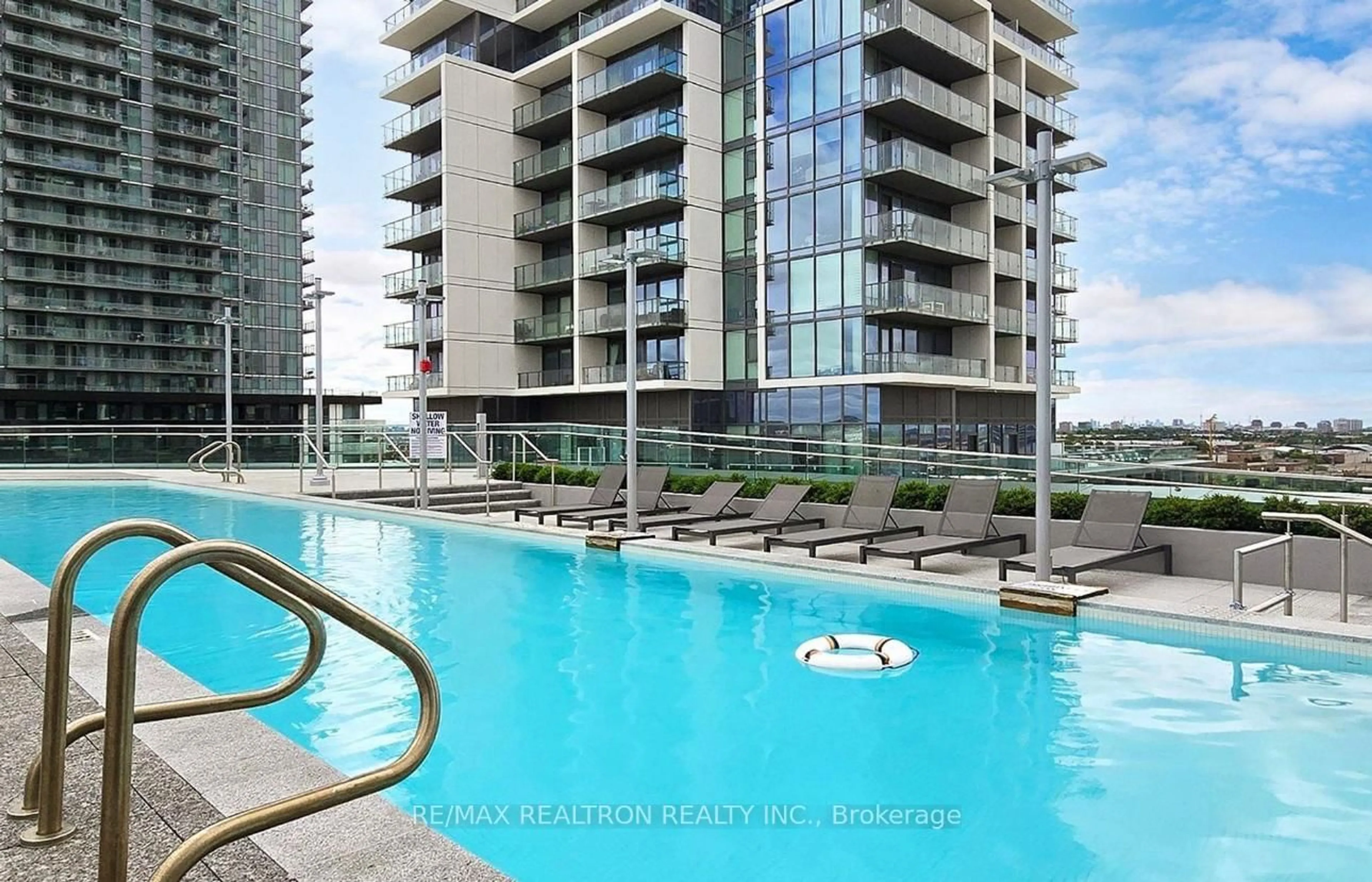 Pool for 7890 Jane St #3806, Vaughan Ontario L4K 0K9