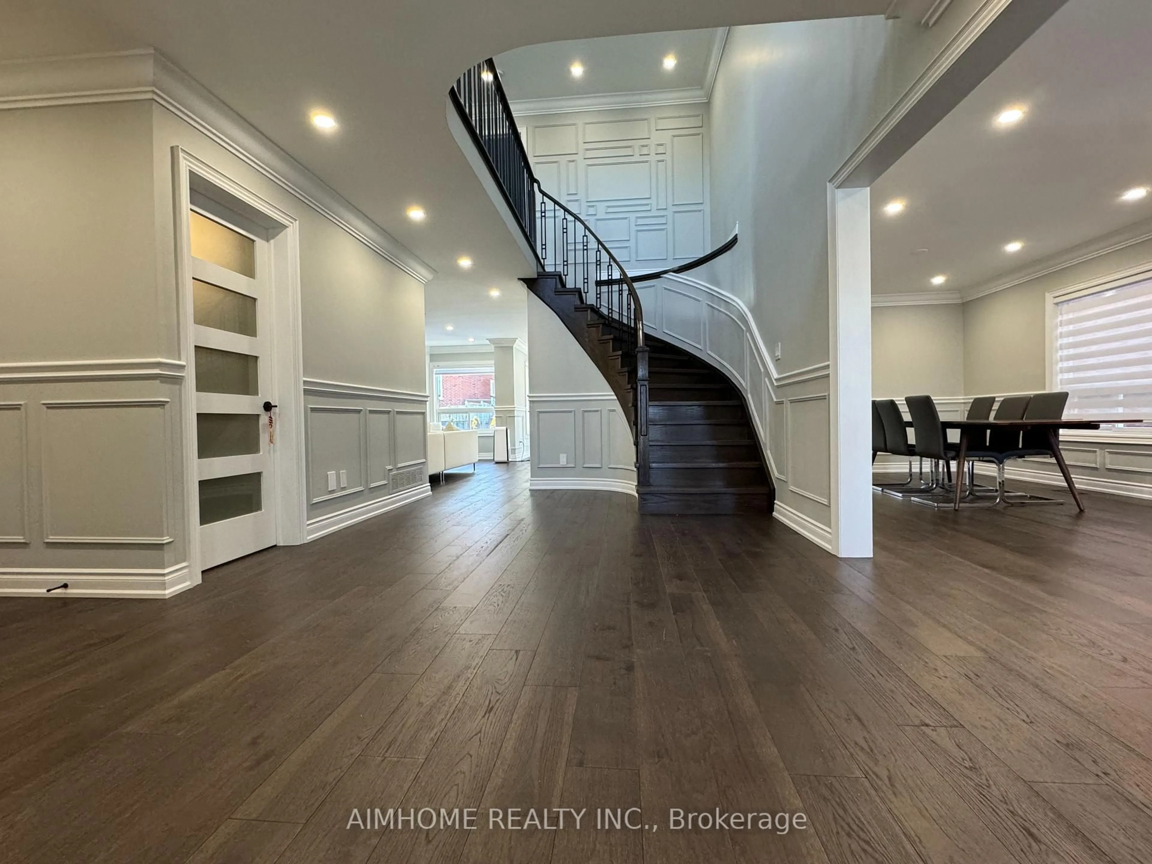 Unknown for 71 Hyde Park Dr, Richmond Hill Ontario L4B 1X2