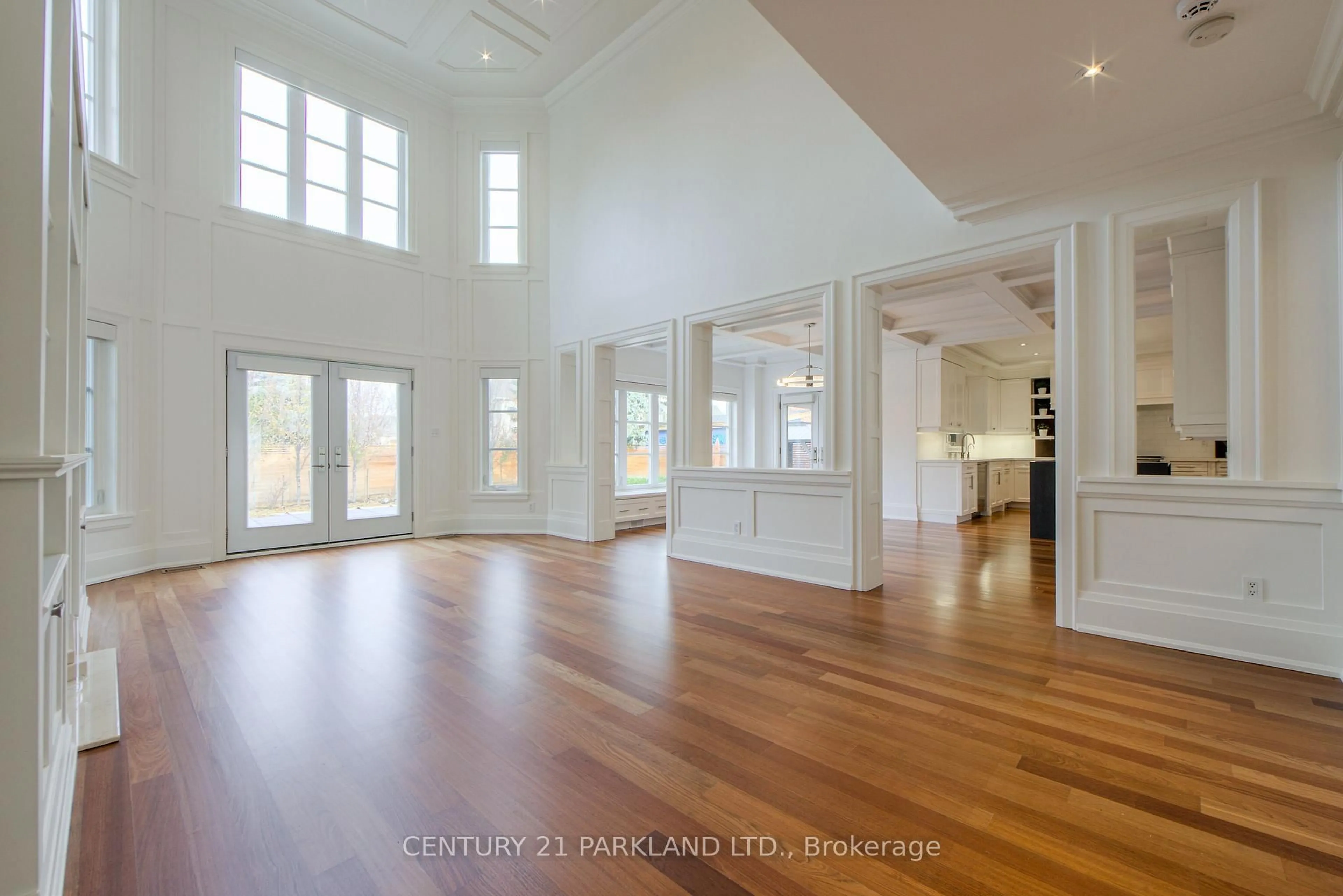 Indoor foyer for 16 Flatbush Ave, Vaughan Ontario L4L 8K3