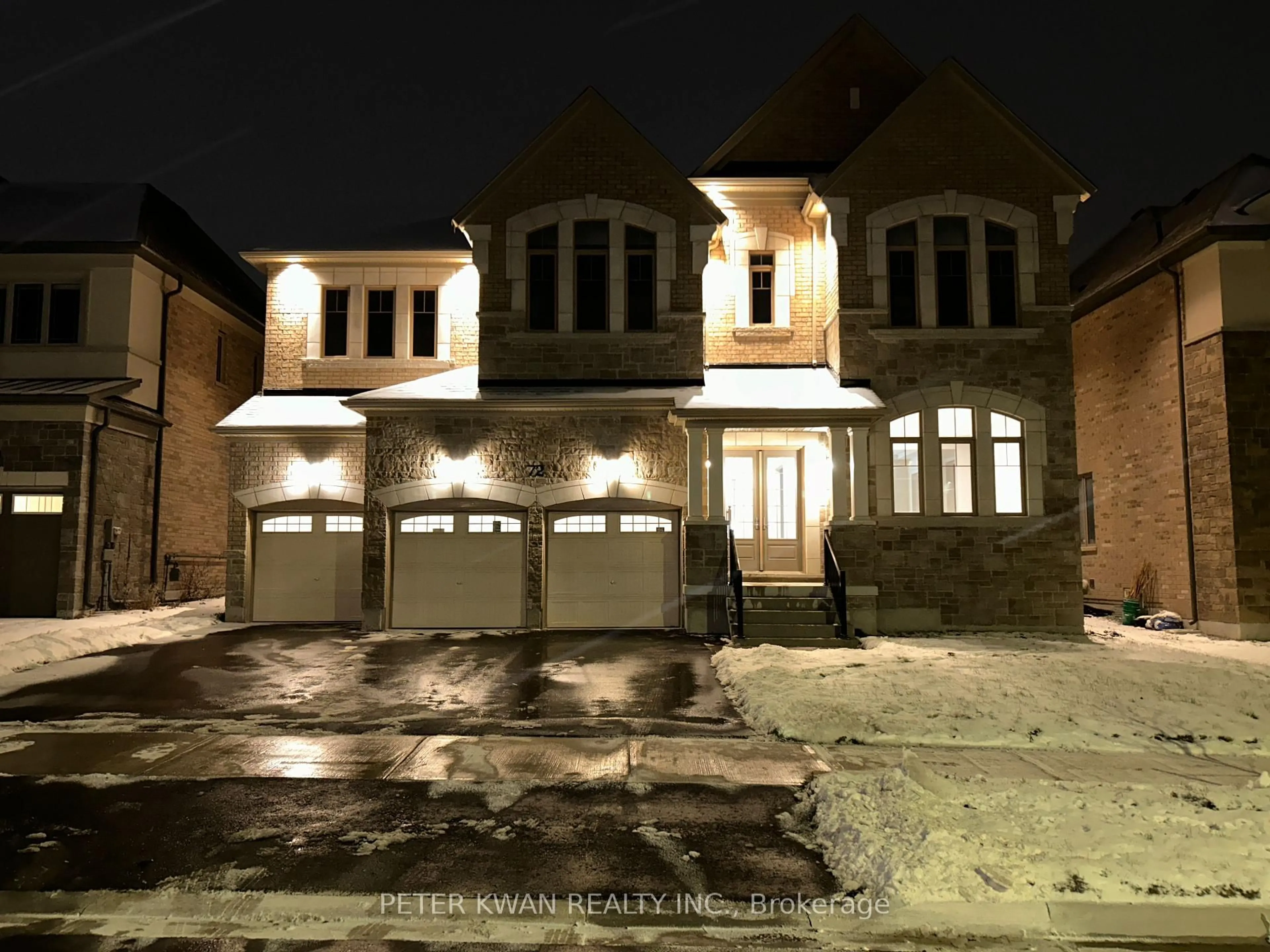 Home with brick exterior material, street for 72 Silk Twist Dr, East Gwillimbury Ontario L9N 0W4