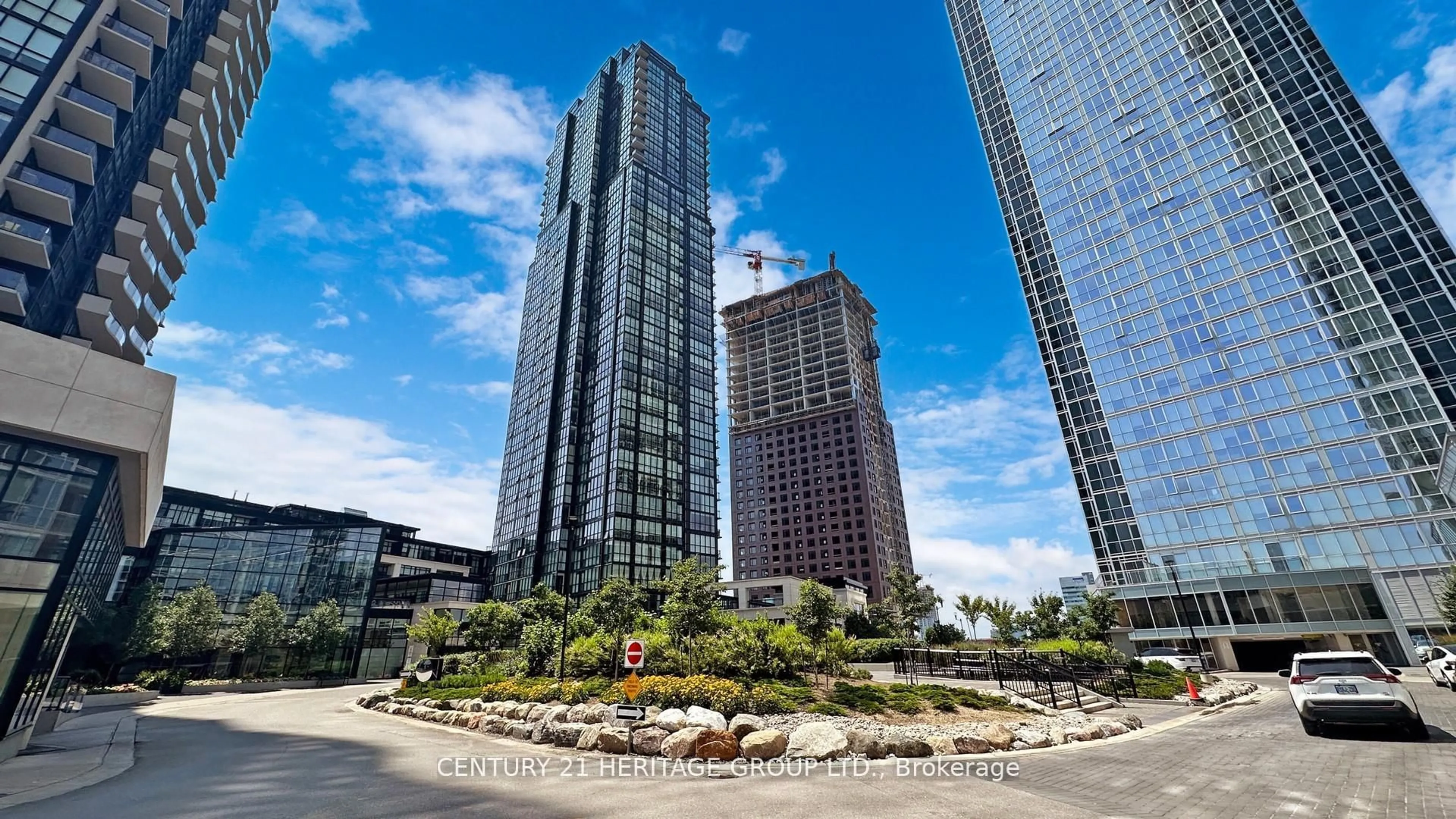 Unknown for 2910 Highway 7 Rd #405, Vaughan Ontario L4K 0H8