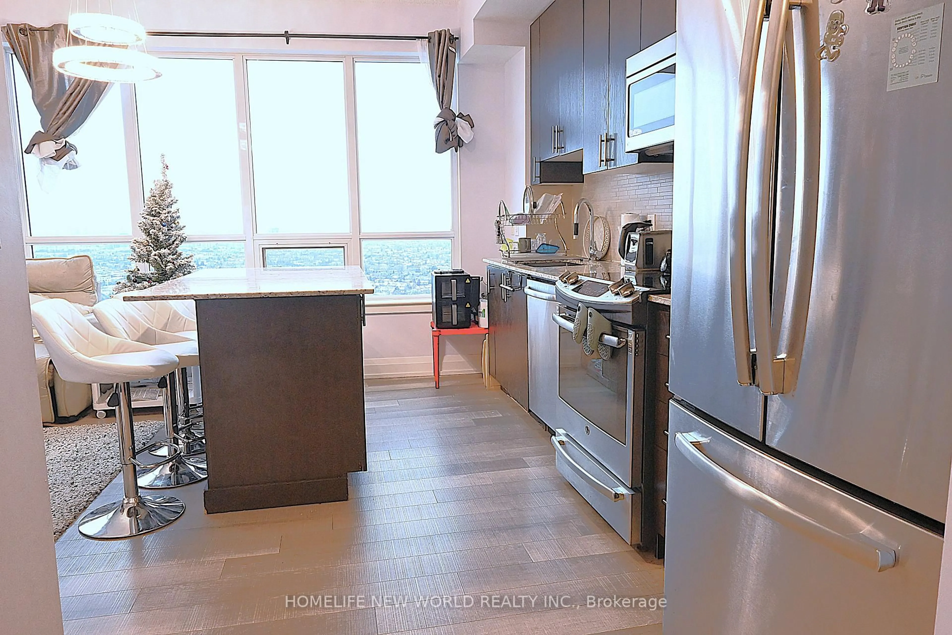 Unknown for 7161 Yonge St #PH2-08, Markham Ontario L3T 0C8