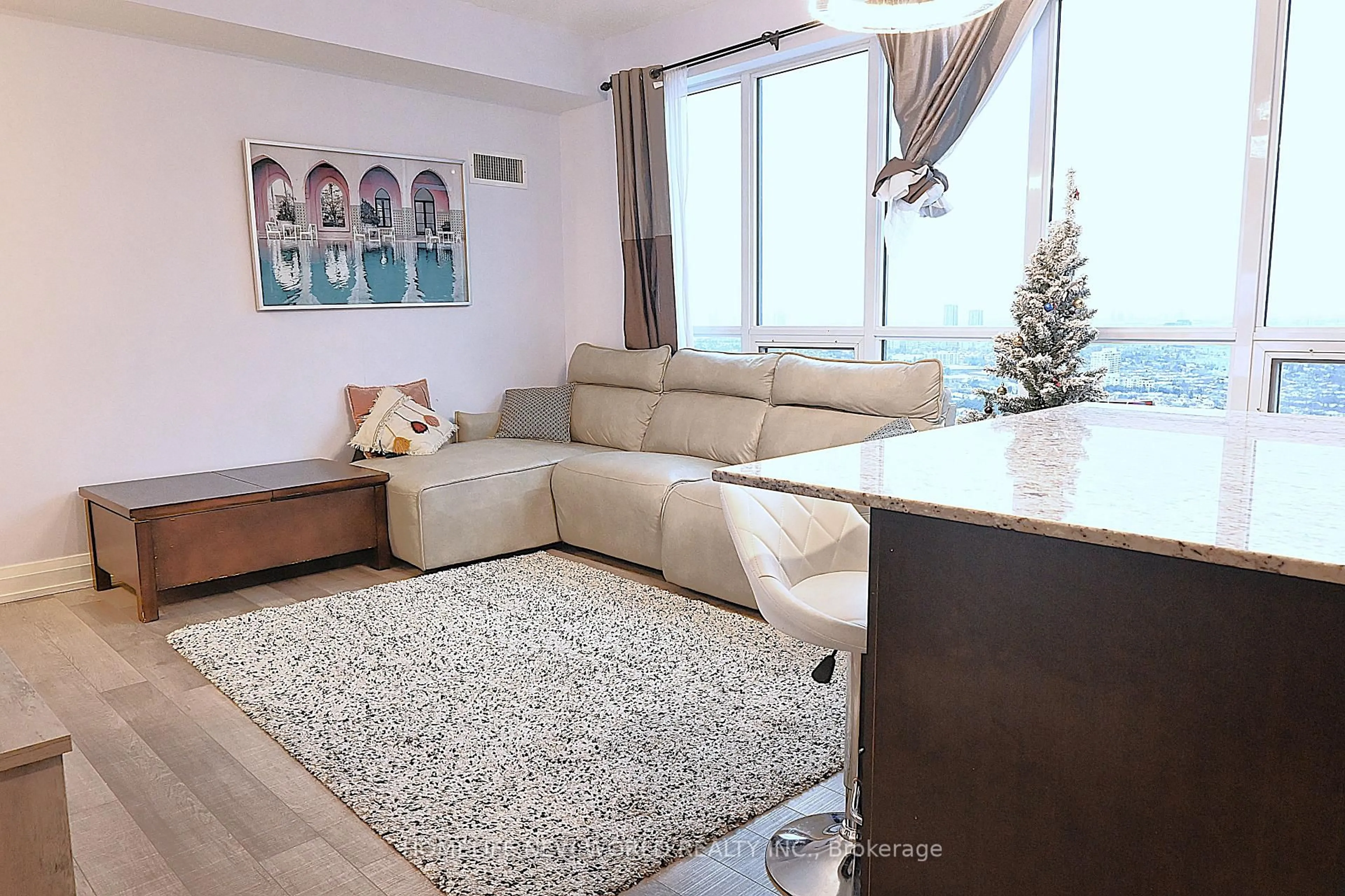 Living room with furniture, unknown for 7161 Yonge St #PH2-08, Markham Ontario L3T 0C8