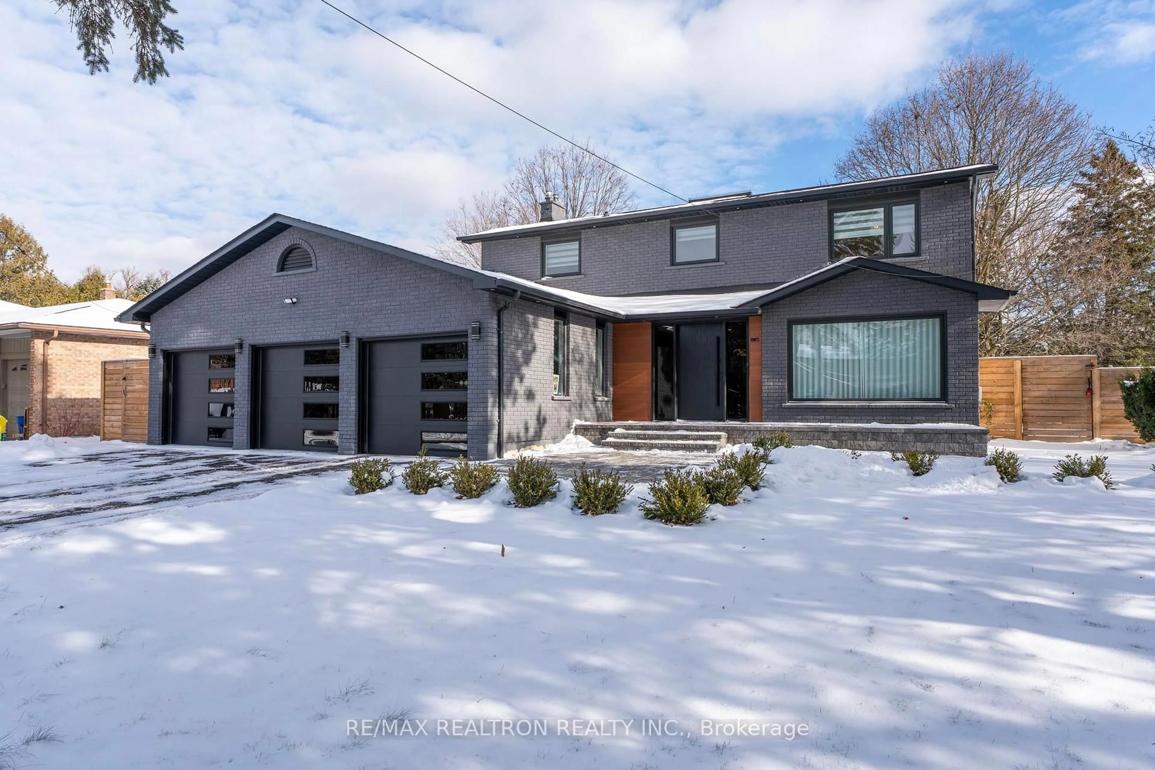 Home with brick exterior material, street for 1 Rosegarden Cres, Richmond Hill Ontario L4E 2P1