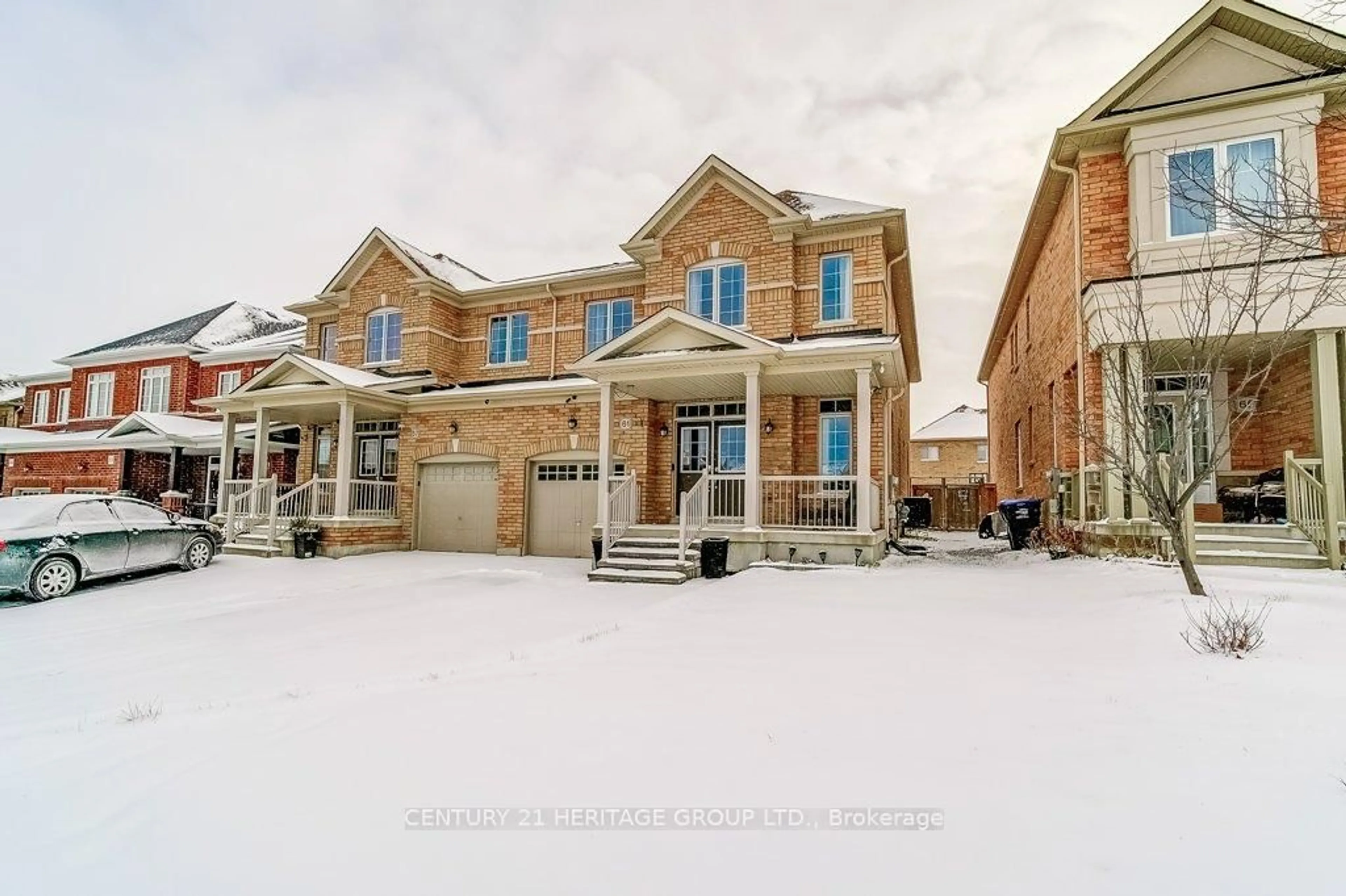 A pic from outside/outdoor area/front of a property/back of a property/a pic from drone, street for 61 Algeo Way, Bradford West Gwillimbury Ontario L3Z 0W1