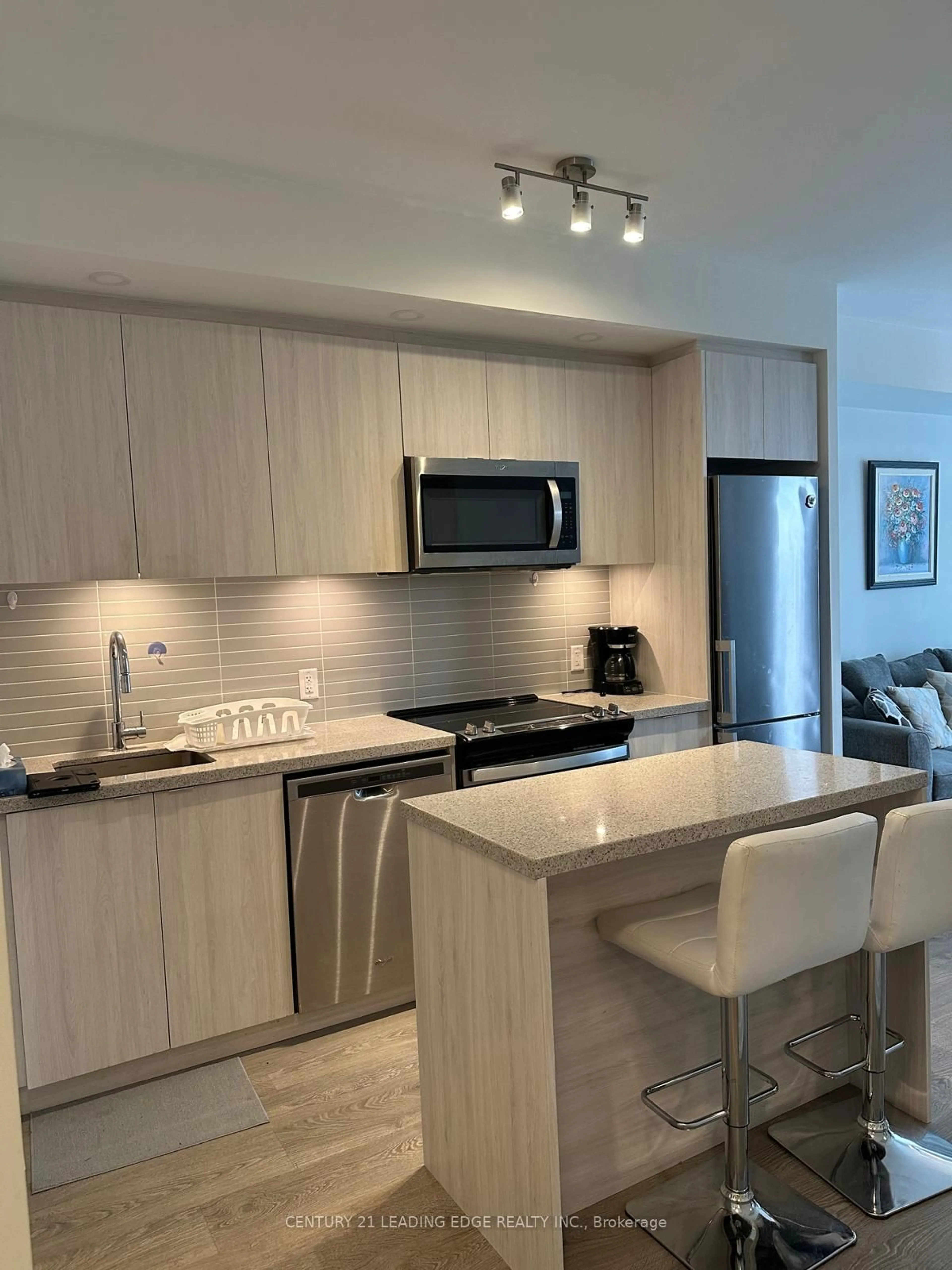 Open concept kitchen, unknown for 8868 Yonge St #610E, Richmond Hill Ontario L4C 1Z8