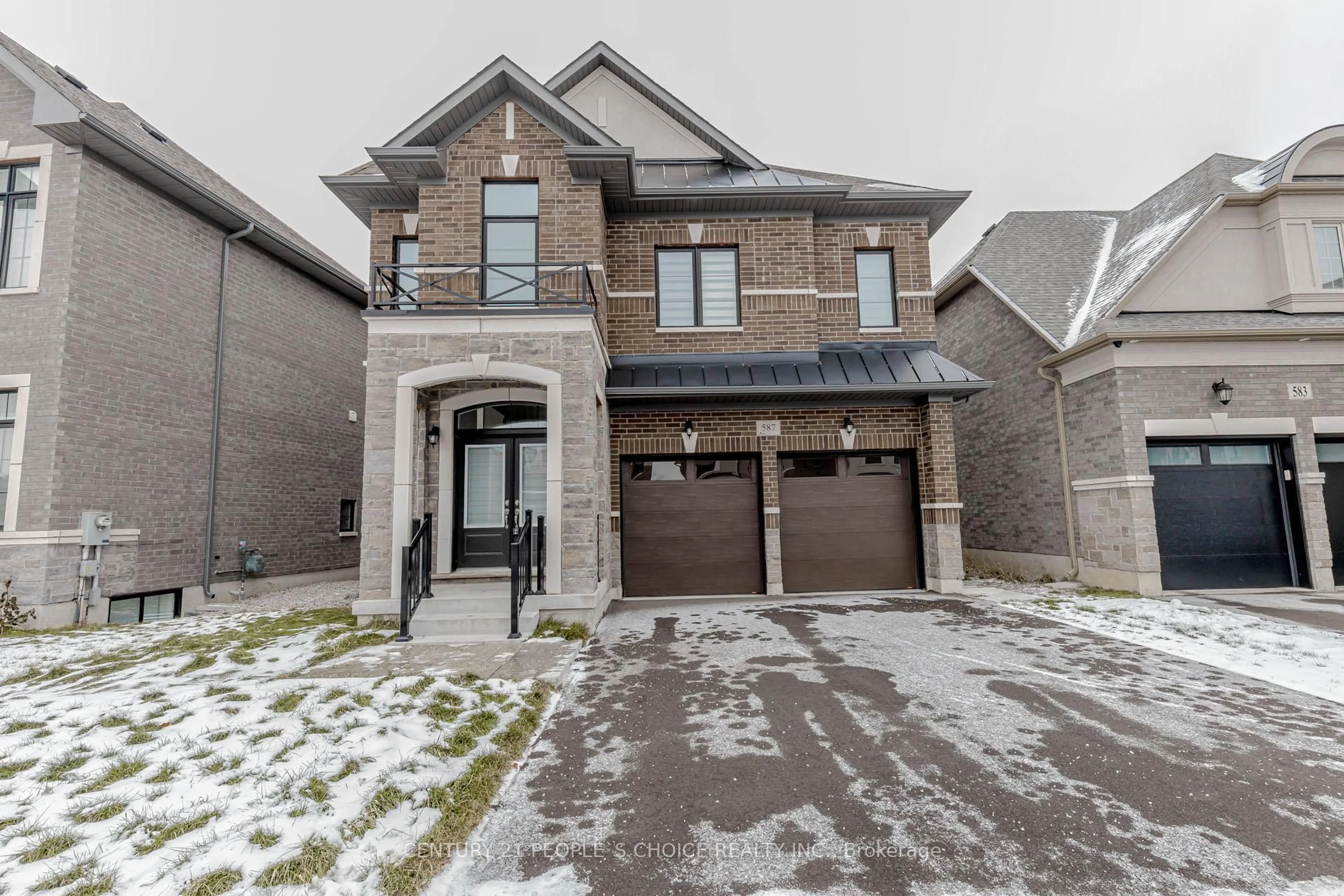 Home with brick exterior material, street for 587 Kleinburg Summit Way, Vaughan Ontario L4H 3N5