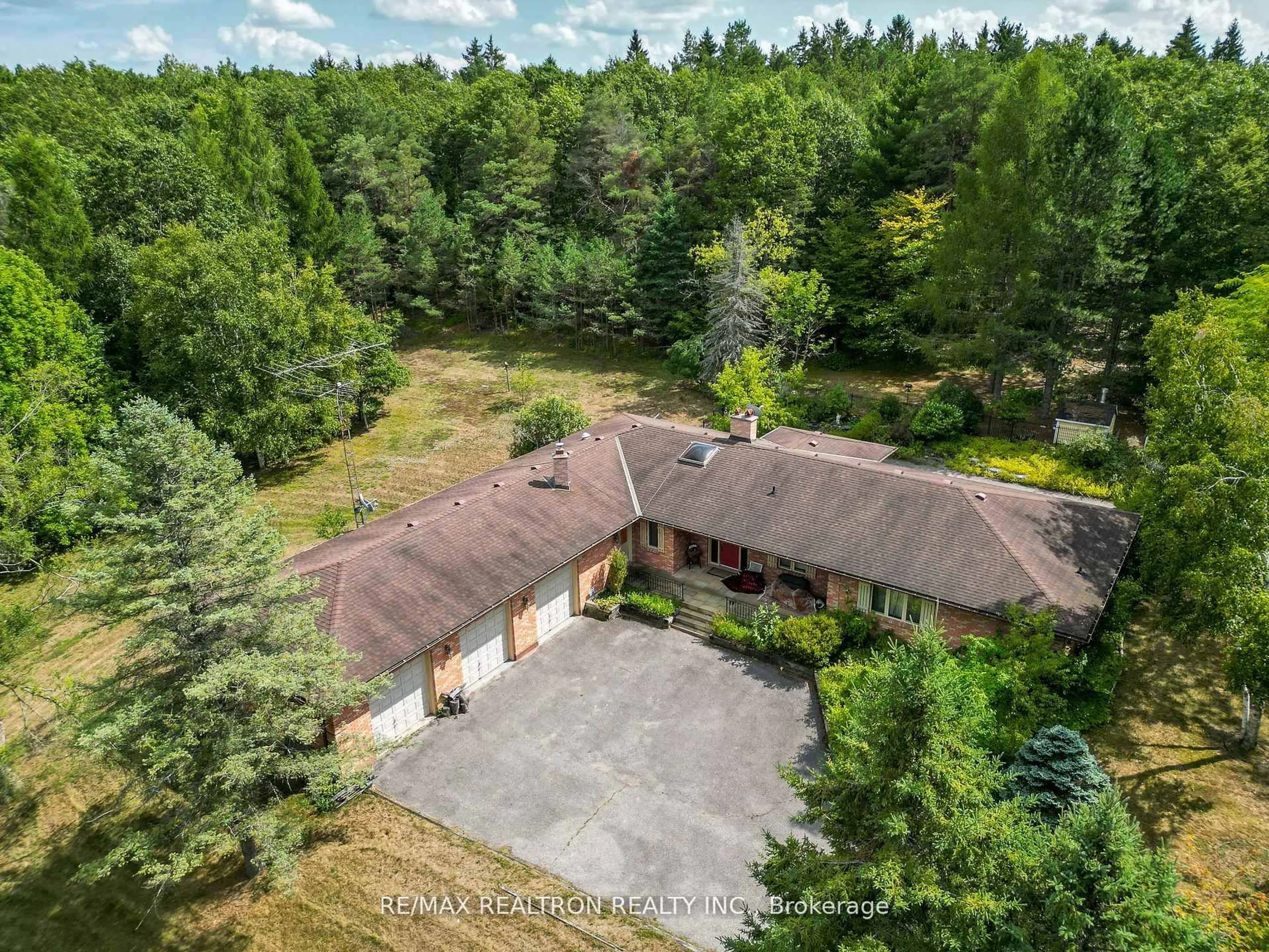 A pic from outside/outdoor area/front of a property/back of a property/a pic from drone, forest/trees view for 16271 Highway 48, Whitchurch-Stouffville Ontario L4A 7X4