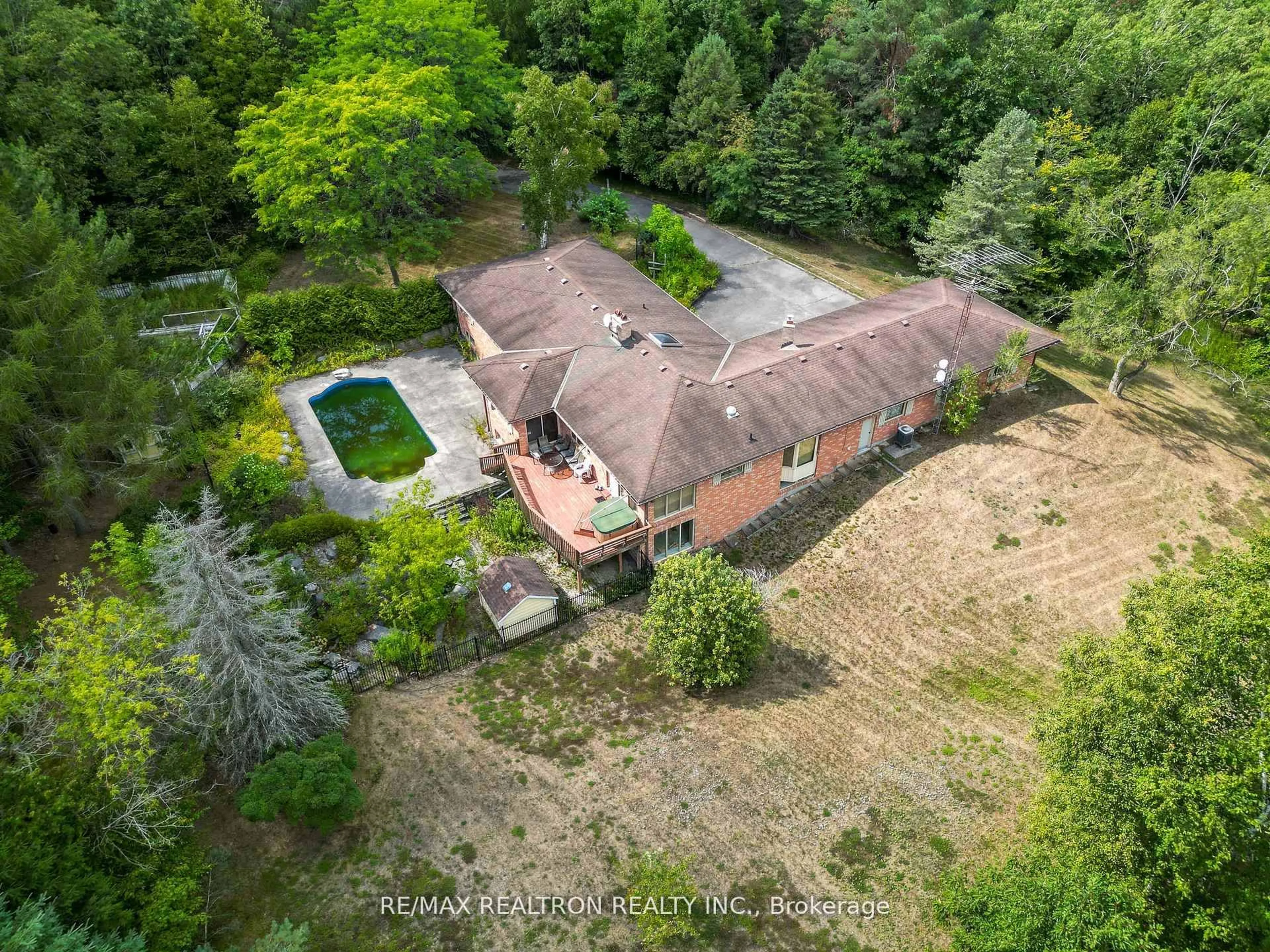 A pic from outside/outdoor area/front of a property/back of a property/a pic from drone, unknown for 16271 Highway 48, Whitchurch-Stouffville Ontario L4A 7X4