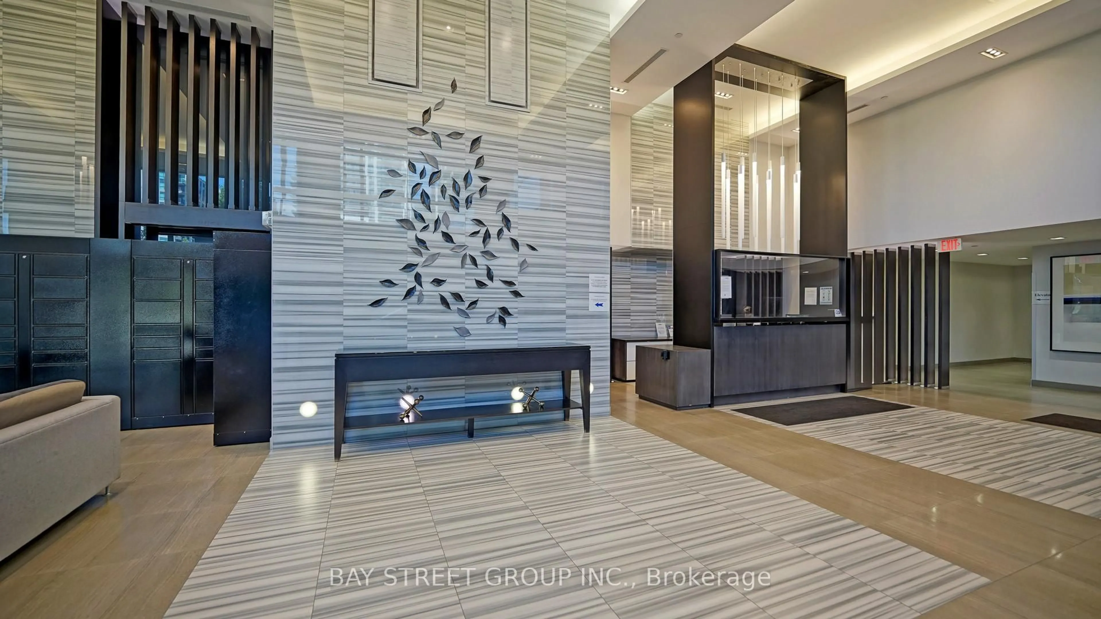 Lobby for 55 Oneida Cres #503, Richmond Hill Ontario L4B 0E8