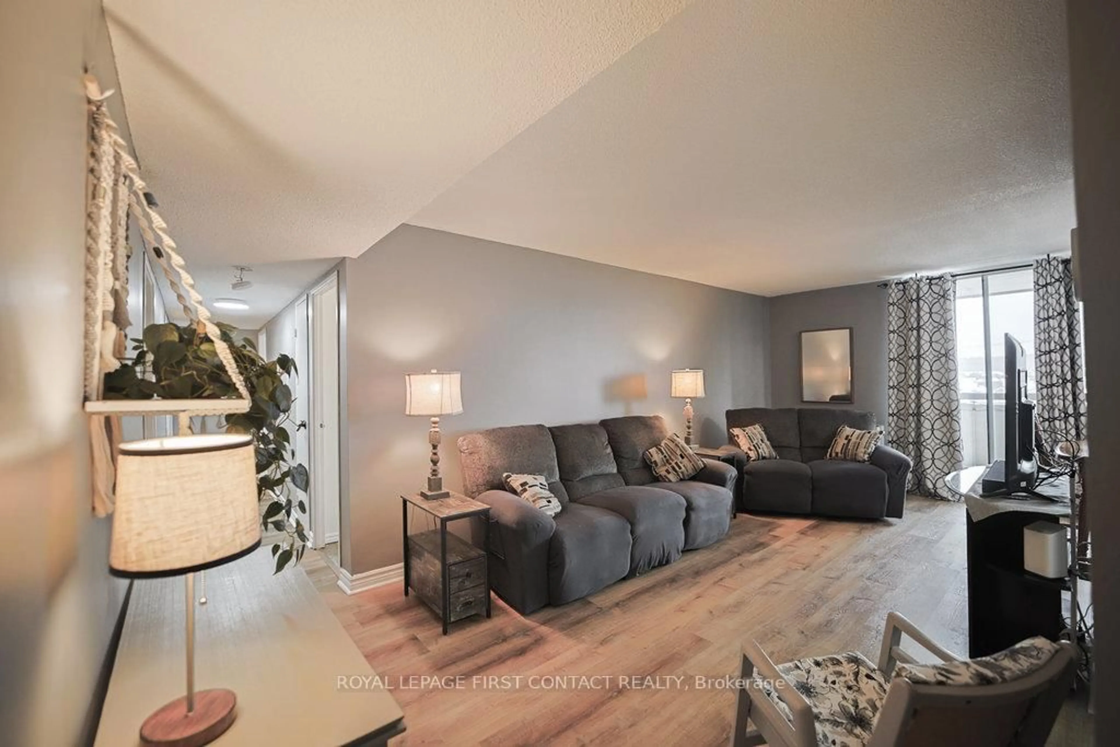 Living room with furniture, unknown for 20 William Roe Blvd #808, Newmarket Ontario L3Y 5V6