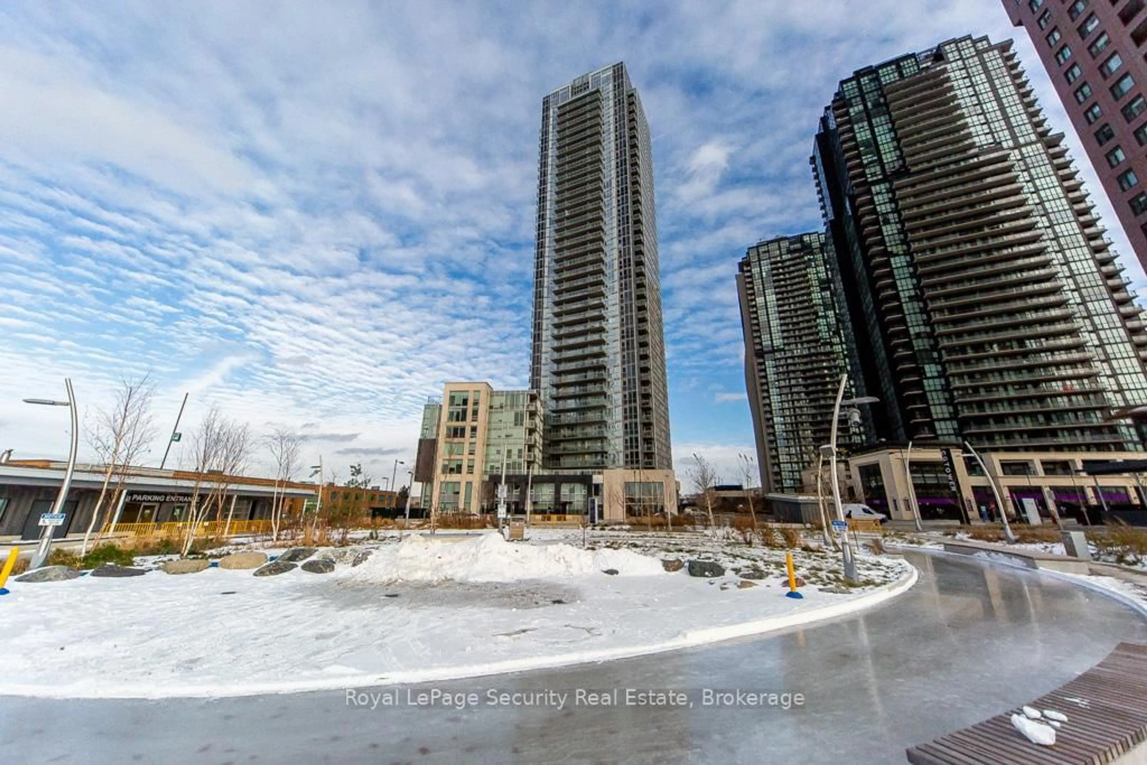 Unknown for 2916 Highway 7 Rd #314, Vaughan Ontario L4K 0K6