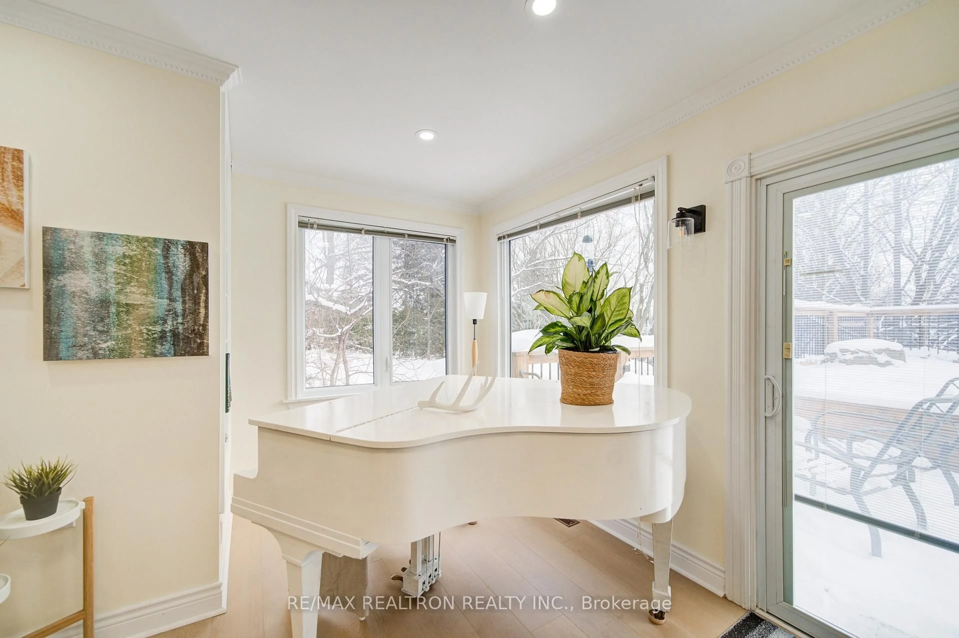 Unknown for 357 Baldwin Rd, Georgina Ontario L0E 1A0