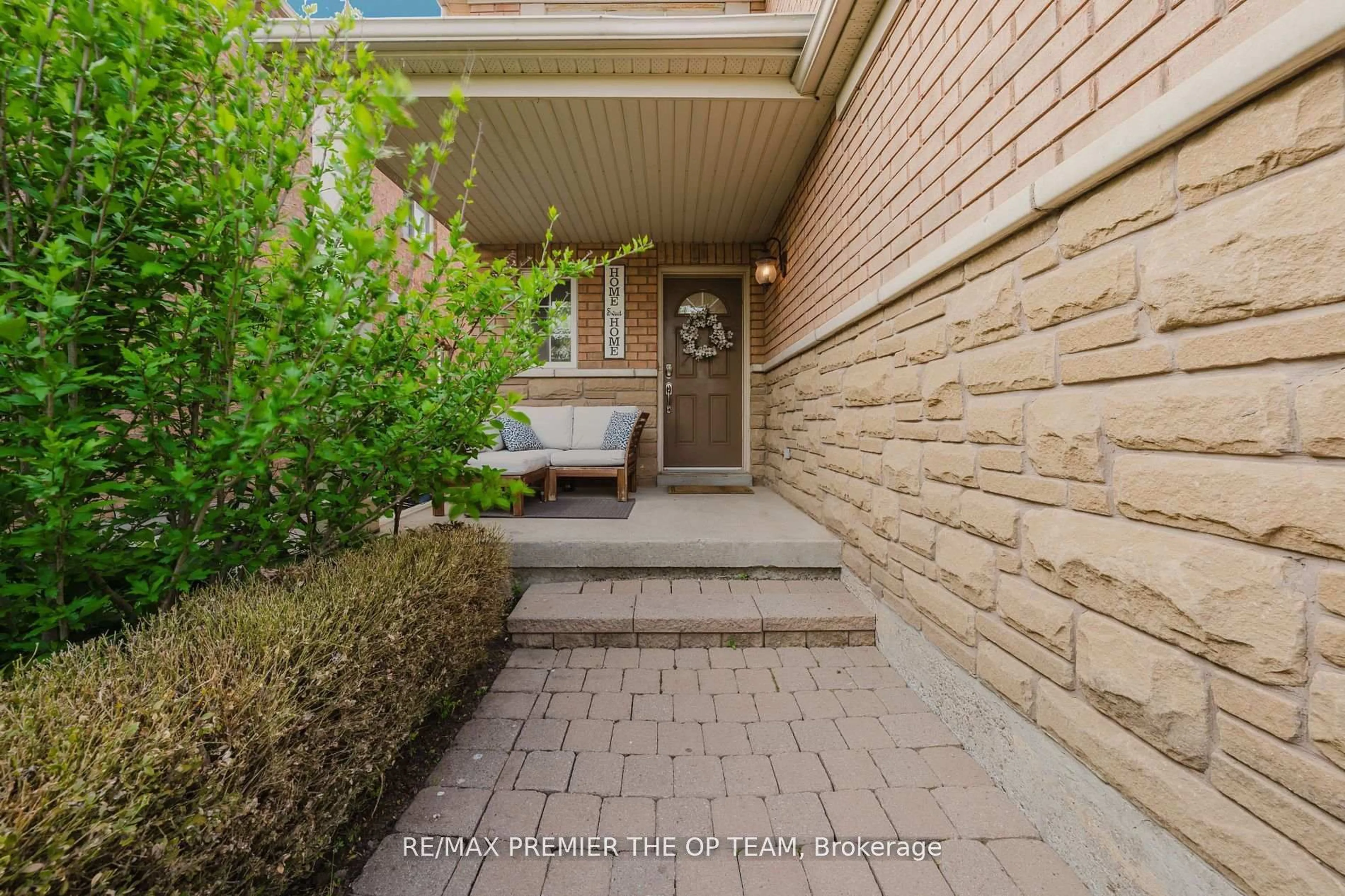 Unknown for 50 Beaverbrook Cres, Vaughan Ontario L6A 3T3