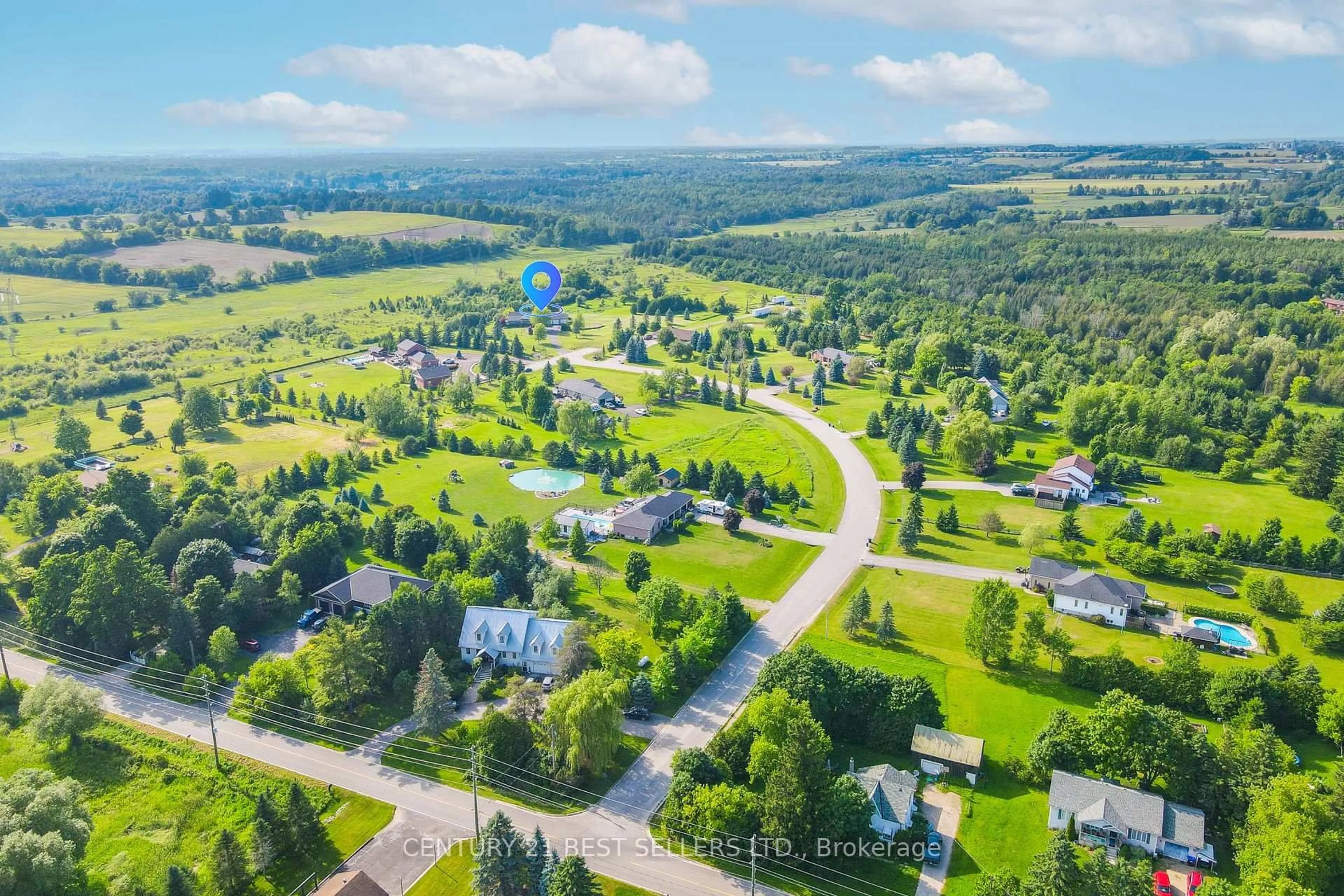 A pic from outside/outdoor area/front of a property/back of a property/a pic from drone, mountain view for 14 Pioneer Ridge Crt, Essa Ontario L0L 1N0