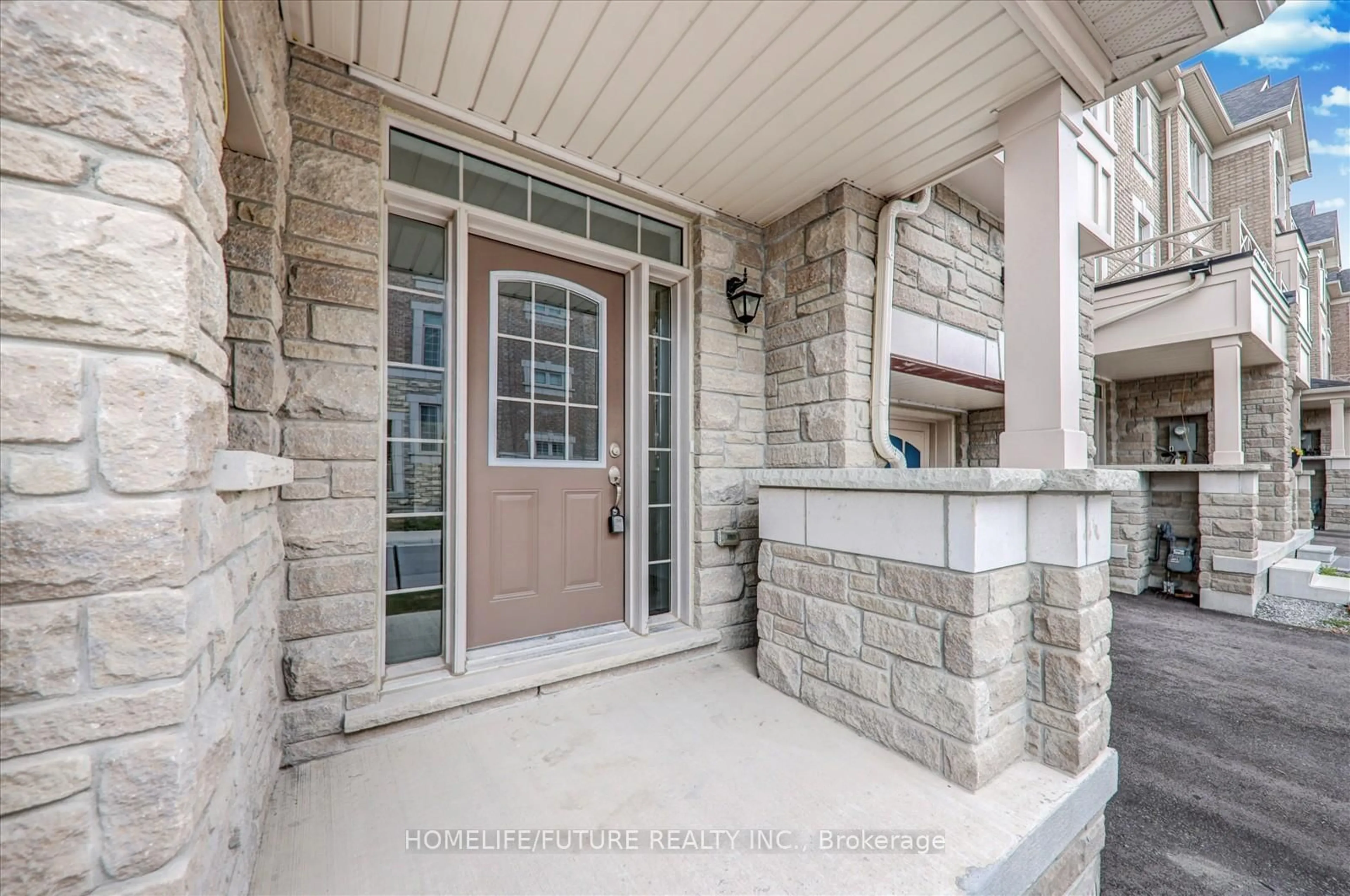 Indoor entryway for 10 Andress Way, Markham Ontario L3S 3J5
