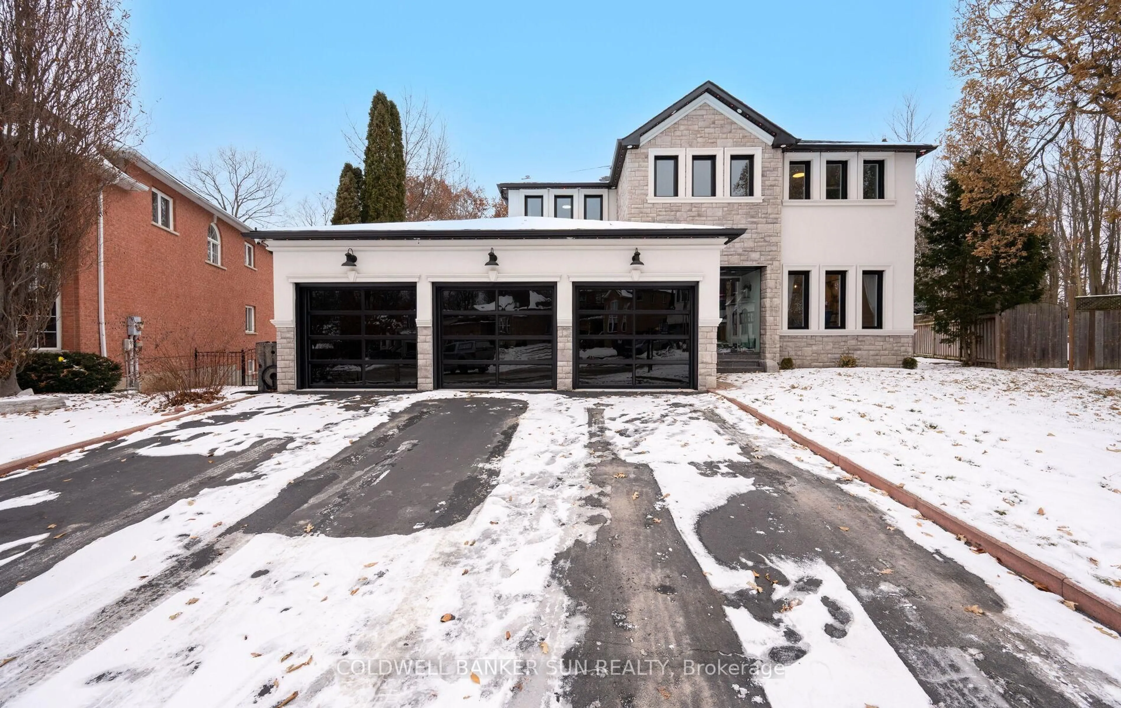 Unknown for 34 Previn Crt, New Tecumseth Ontario L9R 1N8