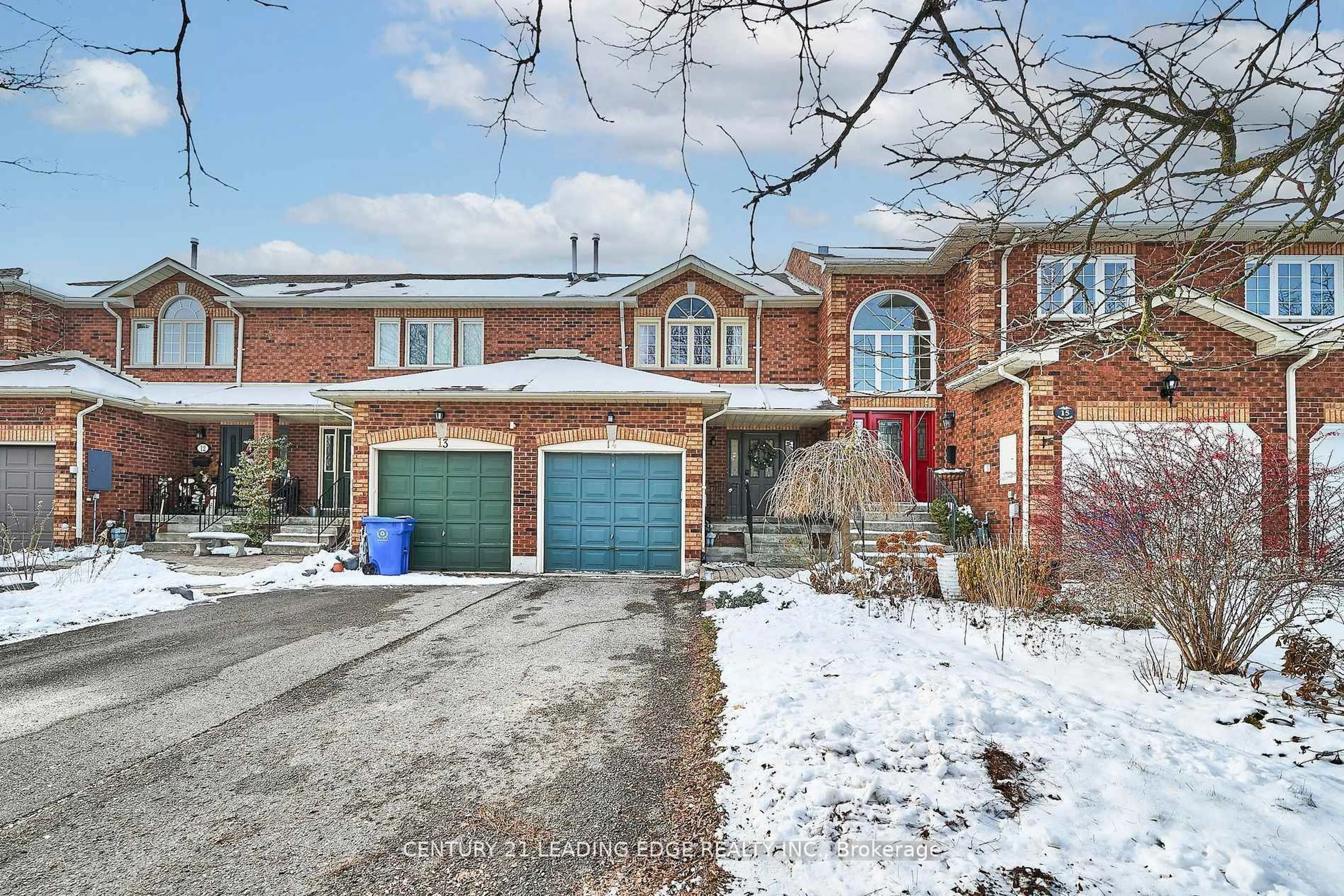 Home with brick exterior material, street for 14 Opal Crt, Whitchurch-Stouffville Ontario L4A 8C2