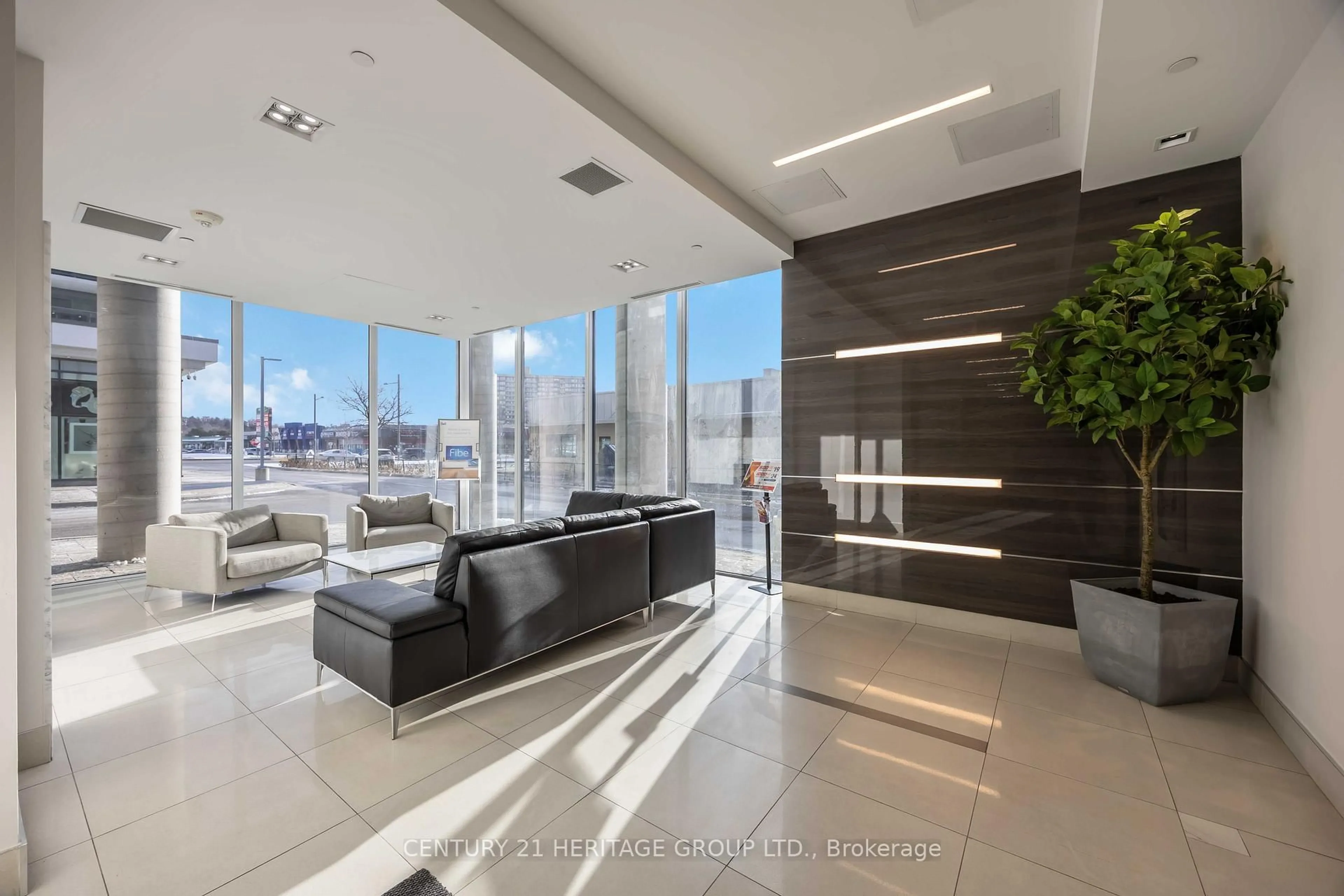 Unknown for 9618 Yonge St #201, Richmond Hill Ontario L4C 0X5