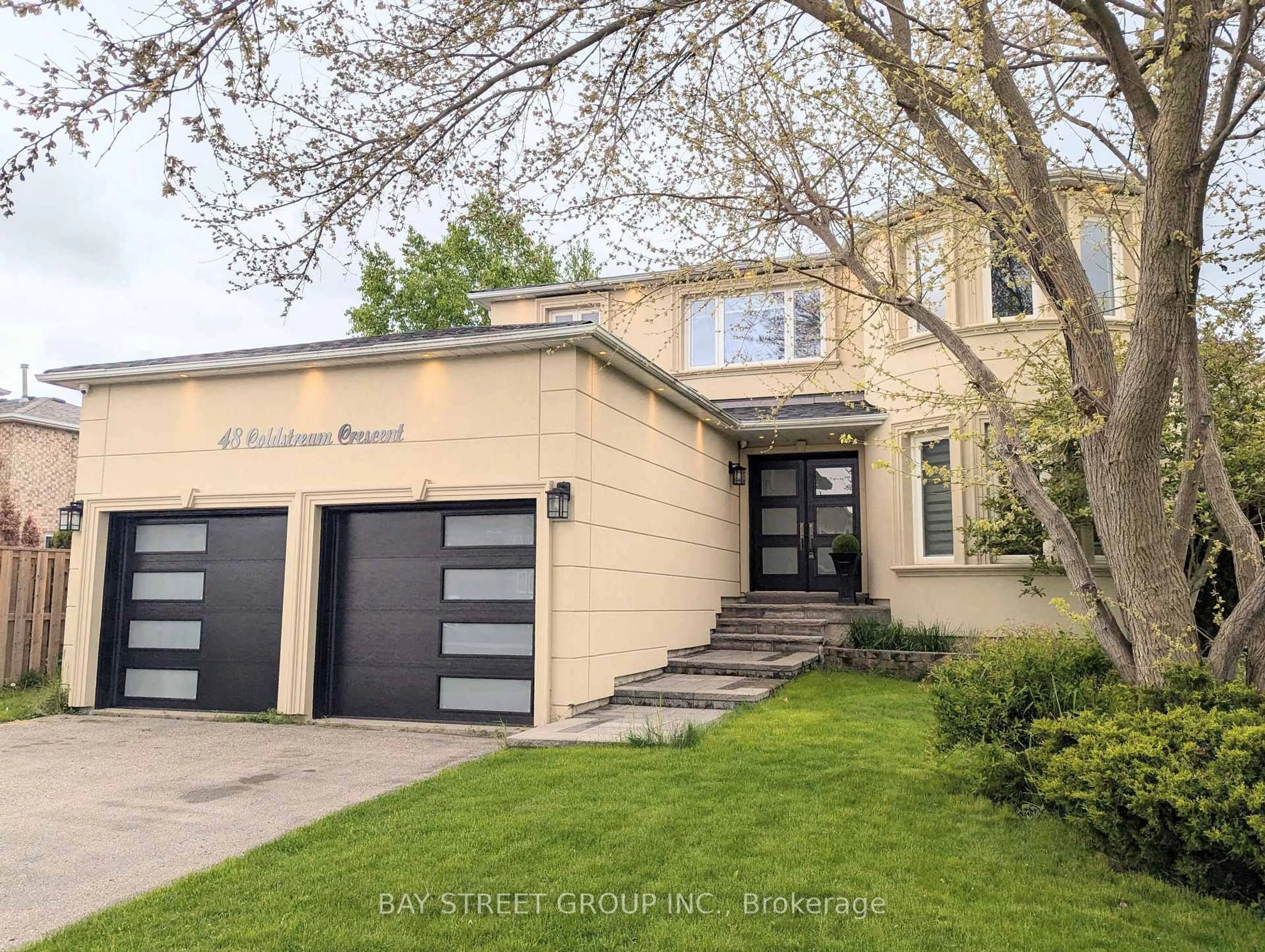Home with brick exterior material, street for 48 Coldstream Cres, Richmond Hill Ontario L4S 1E5