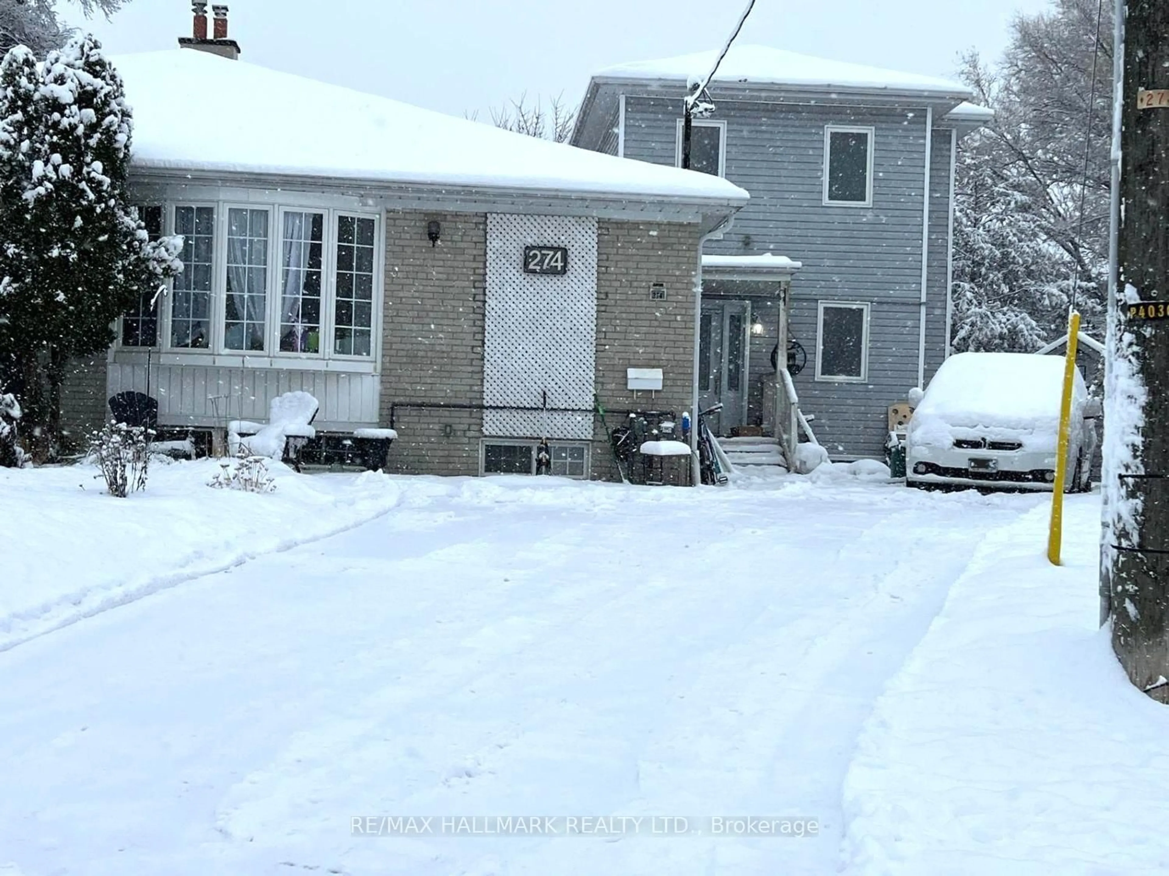 Unknown for 274 Demaine Cres, Richmond Hill Ontario L4C 2W5