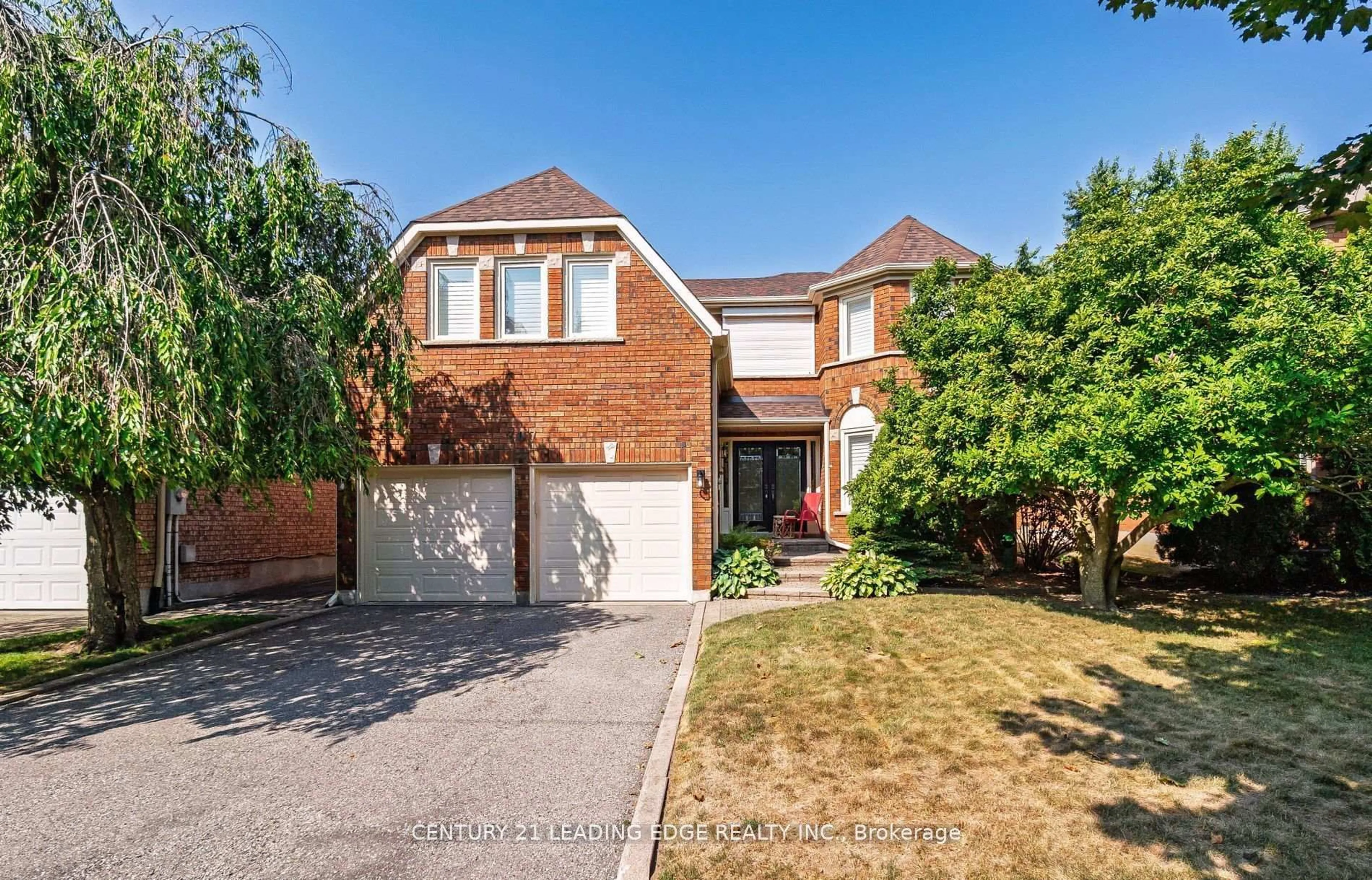 Home with brick exterior material, street for 207 Larkin Ave, Markham Ontario L3P 4Y7