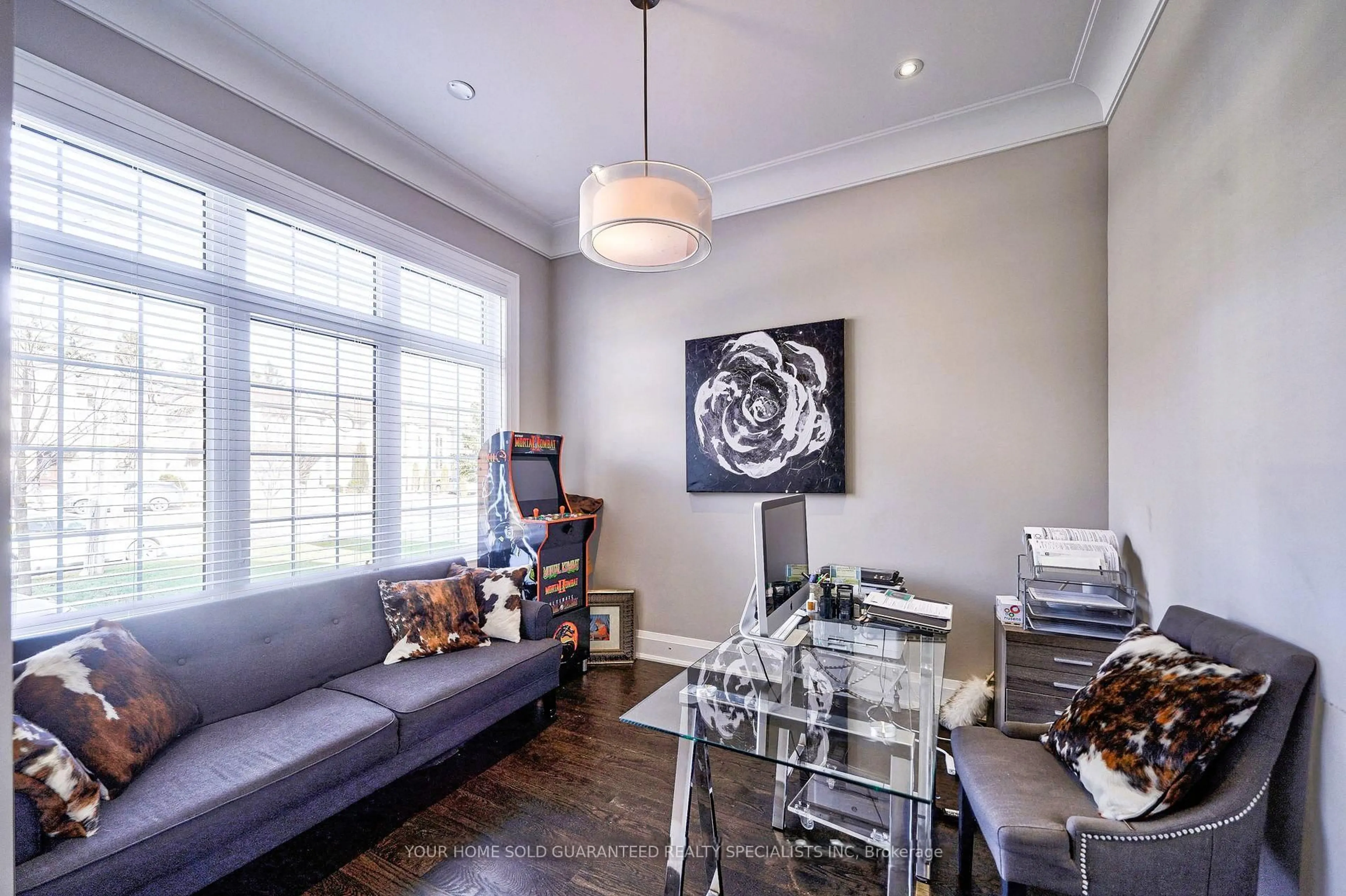 Dining room, wood/laminate floor for 267 King High Dr, Vaughan Ontario L4J 3N3