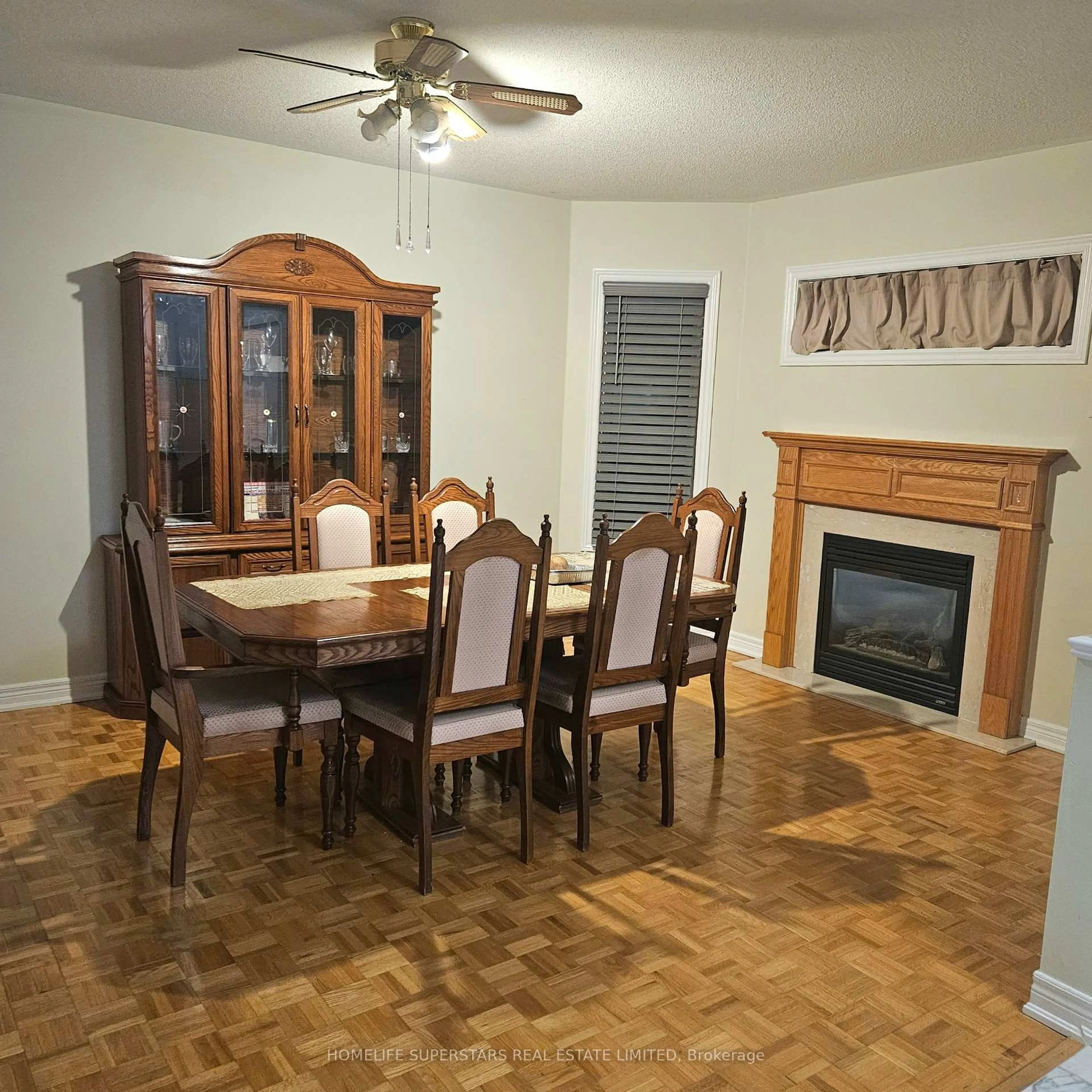 Dining room, wood/laminate floor for 29 Emmitt Rd, Vaughan Ontario L6A 3V8