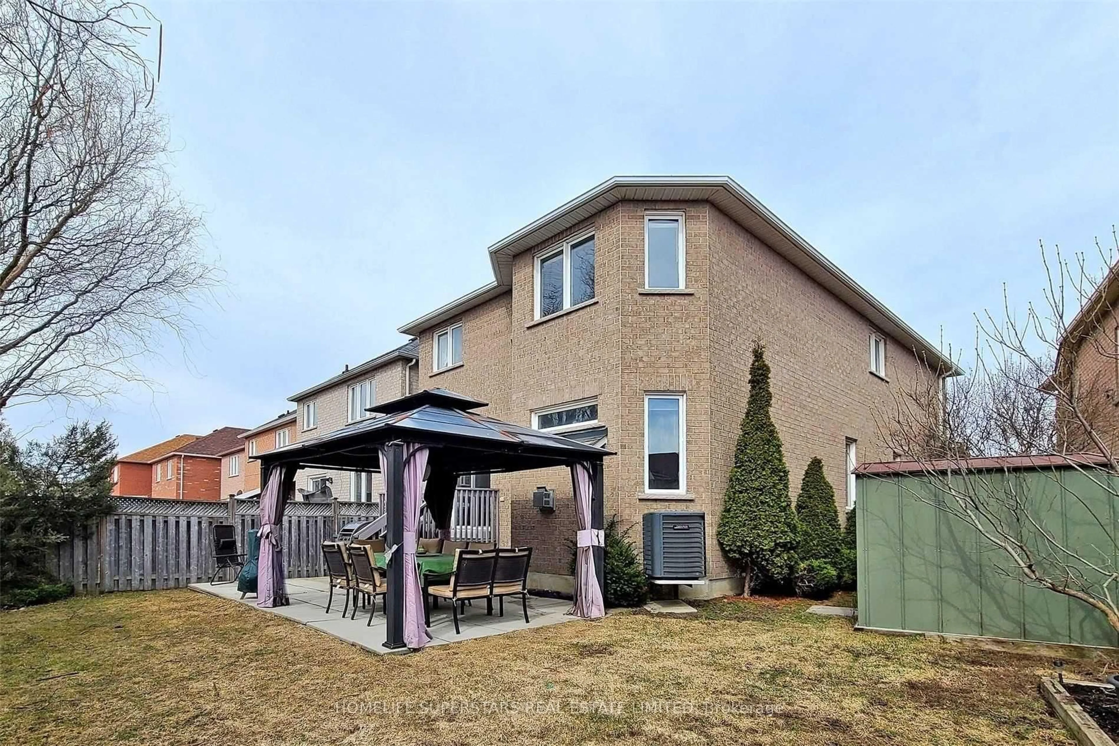 Patio, street for 29 Emmitt Rd, Vaughan Ontario L6A 3V8