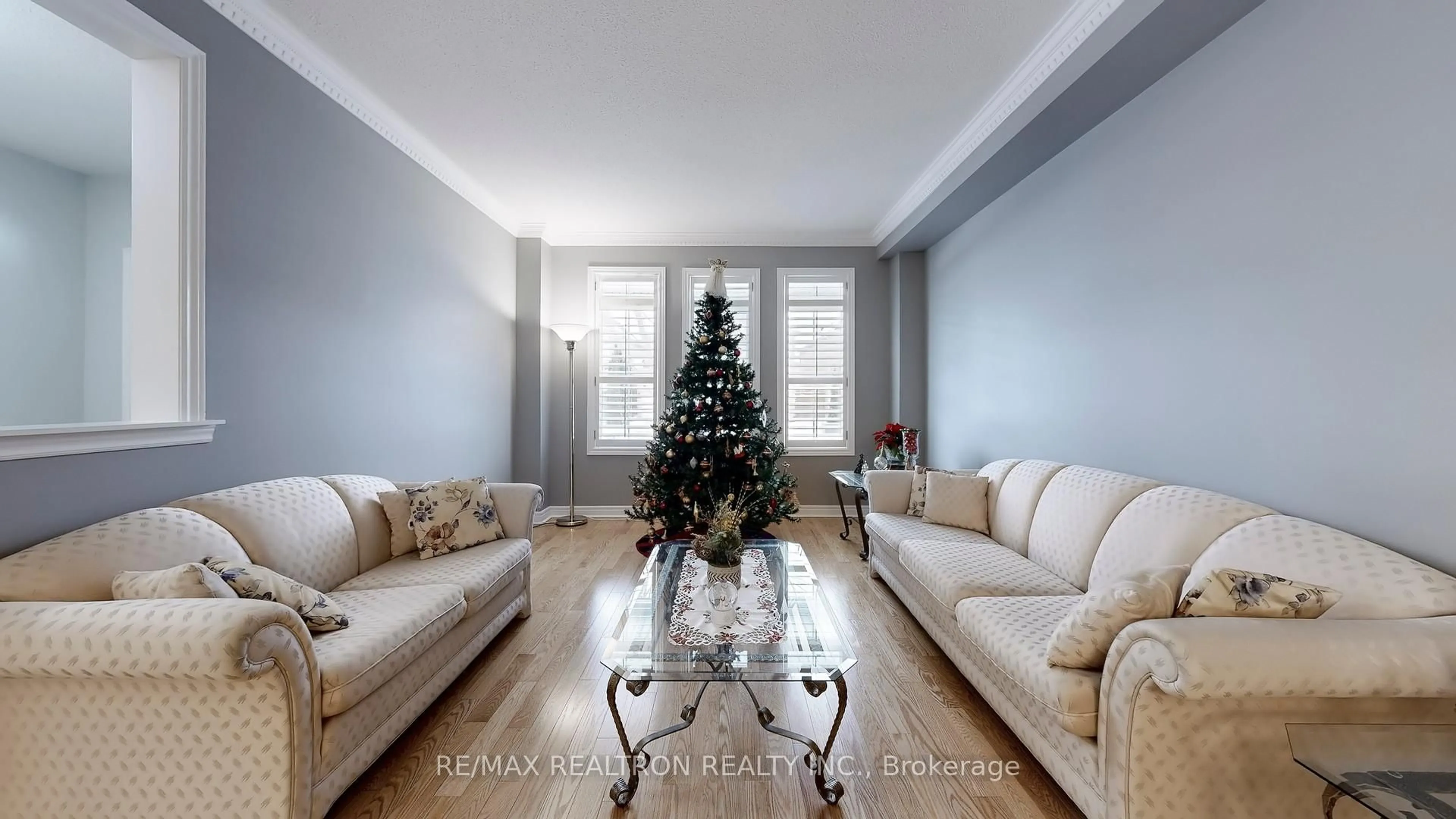 Living room with furniture, unknown for 34 Houser St, Markham Ontario L6E 1H9