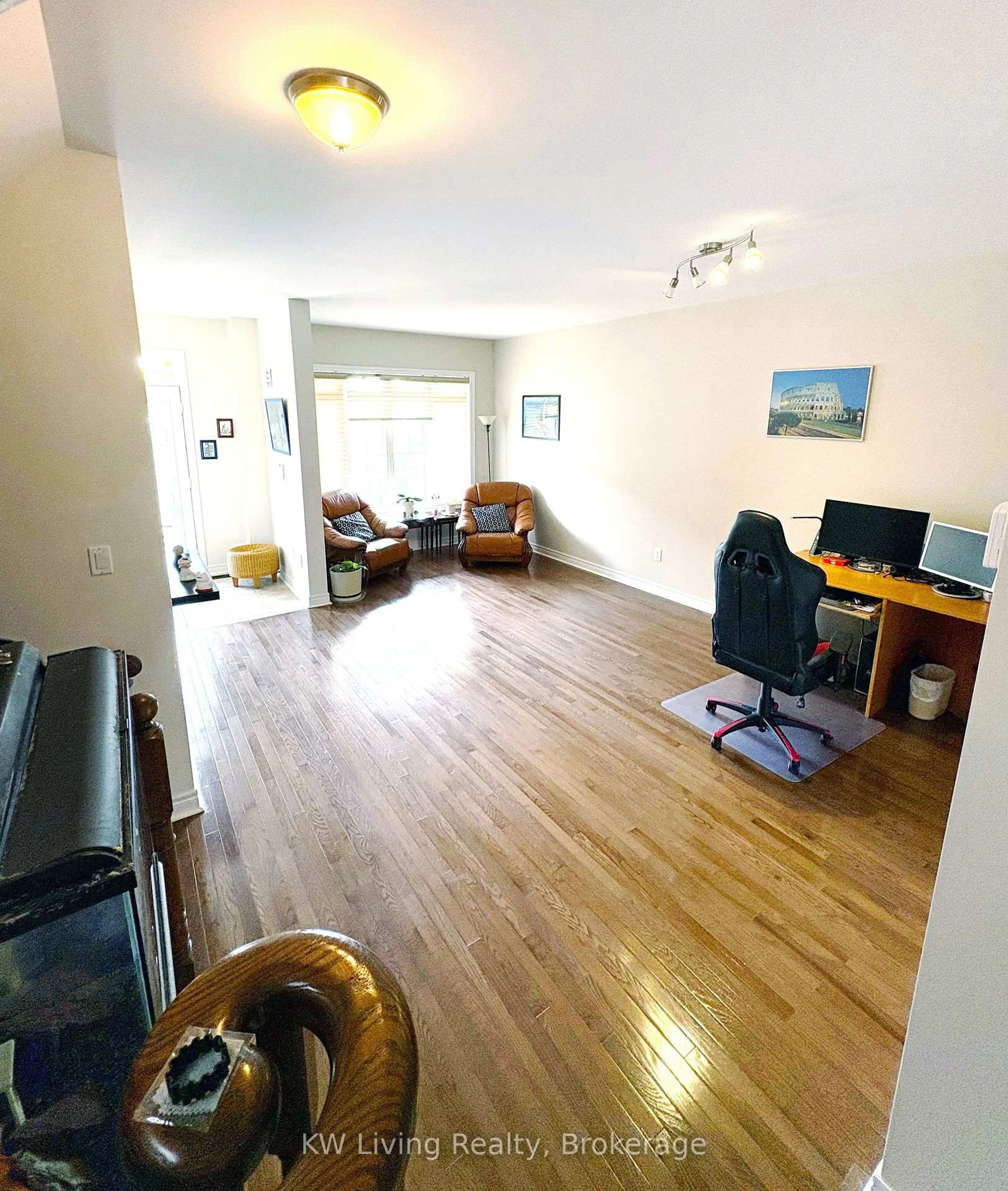 A pic of a room for 20 Autumn Glow Dr, Markham Ontario L6B 0P4