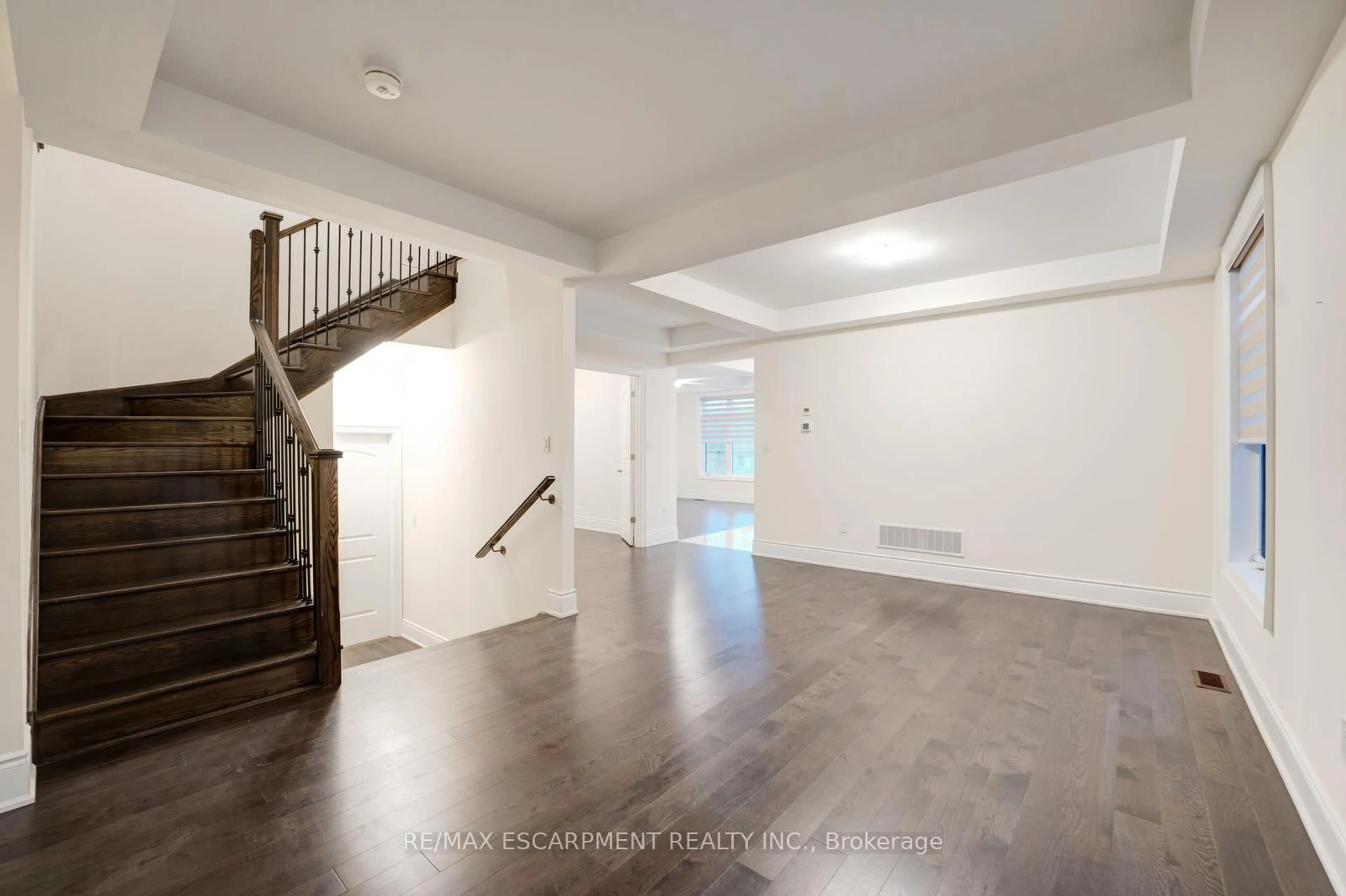 Unknown for 197 Thompson Dr, East Gwillimbury Ontario L9N 0V5