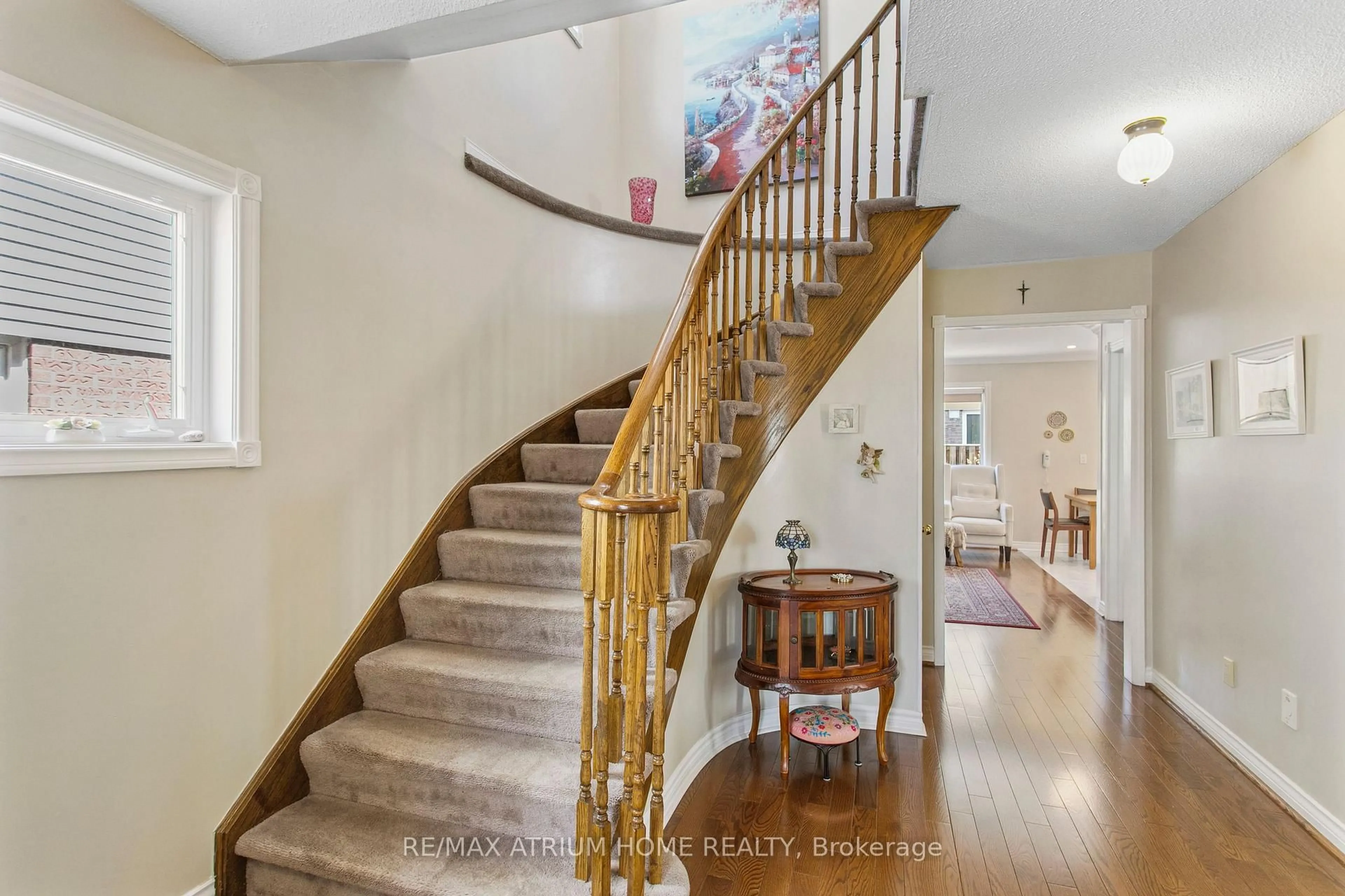 Stairs for 9 Constellation Cres, Richmond Hill Ontario L4C 8J8