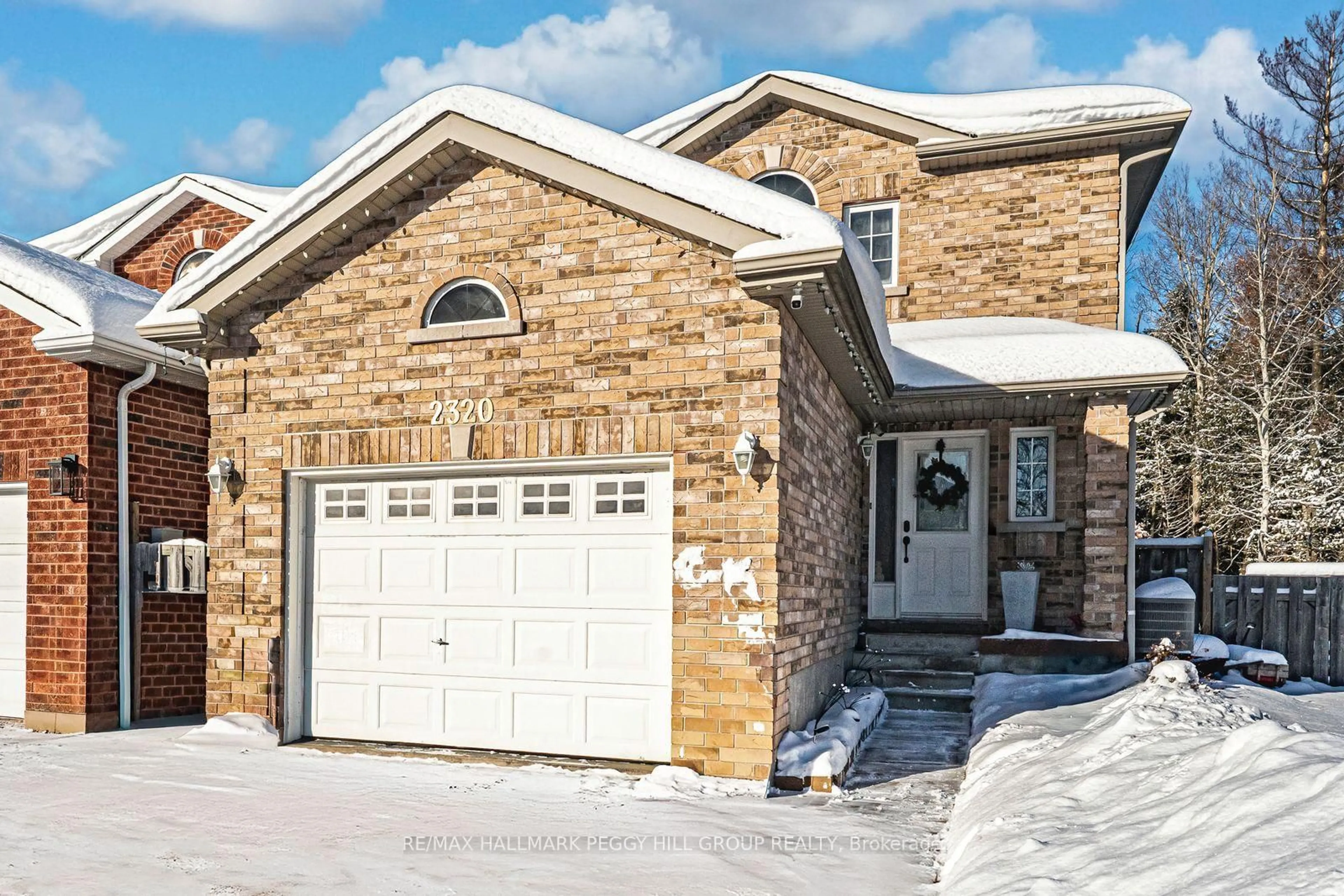 Home with brick exterior material, street for 2320 Warrington Way, Innisfil Ontario L9S 4V1