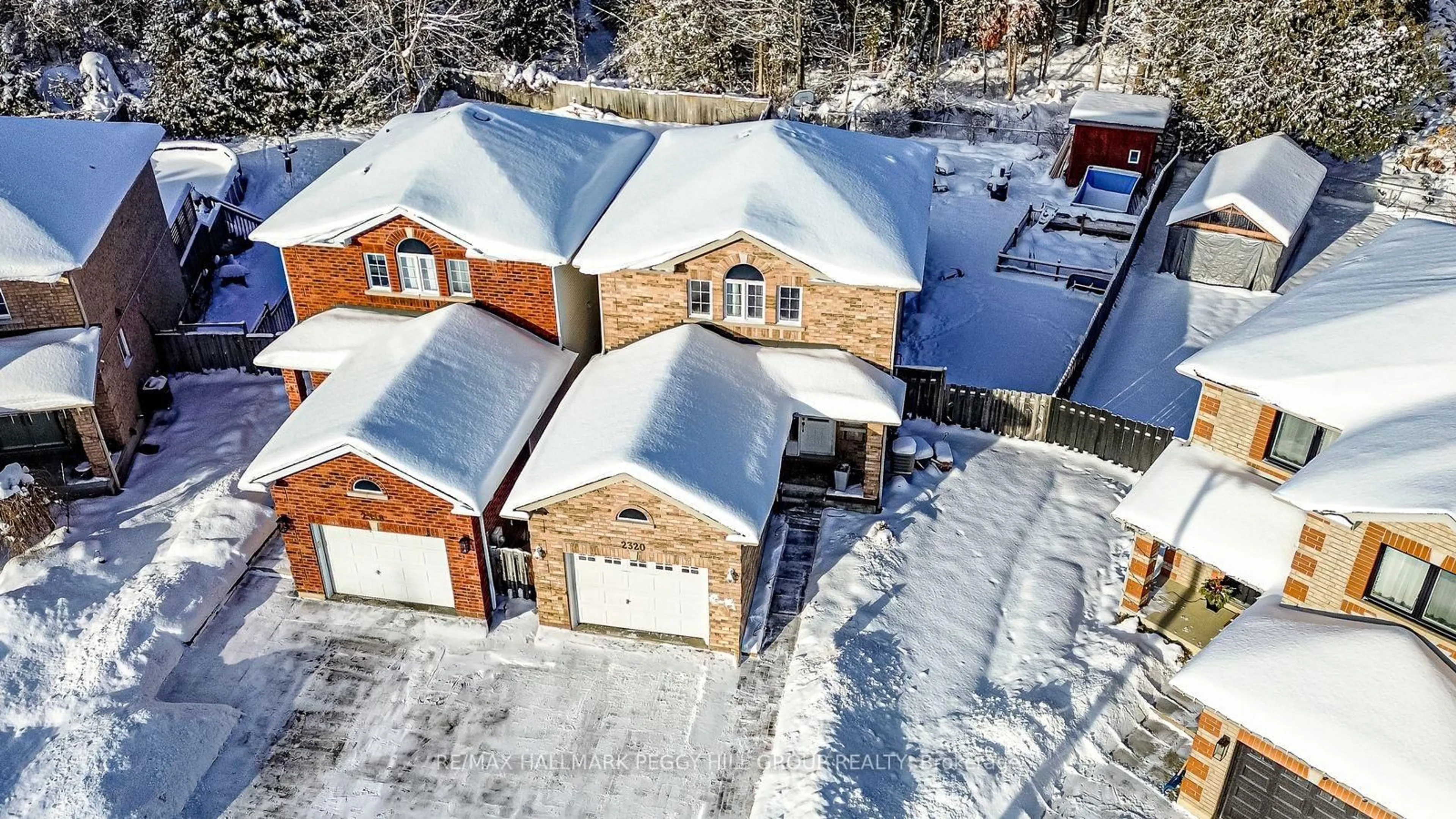 A pic from outside/outdoor area/front of a property/back of a property/a pic from drone, street for 2320 Warrington Way, Innisfil Ontario L9S 4V1
