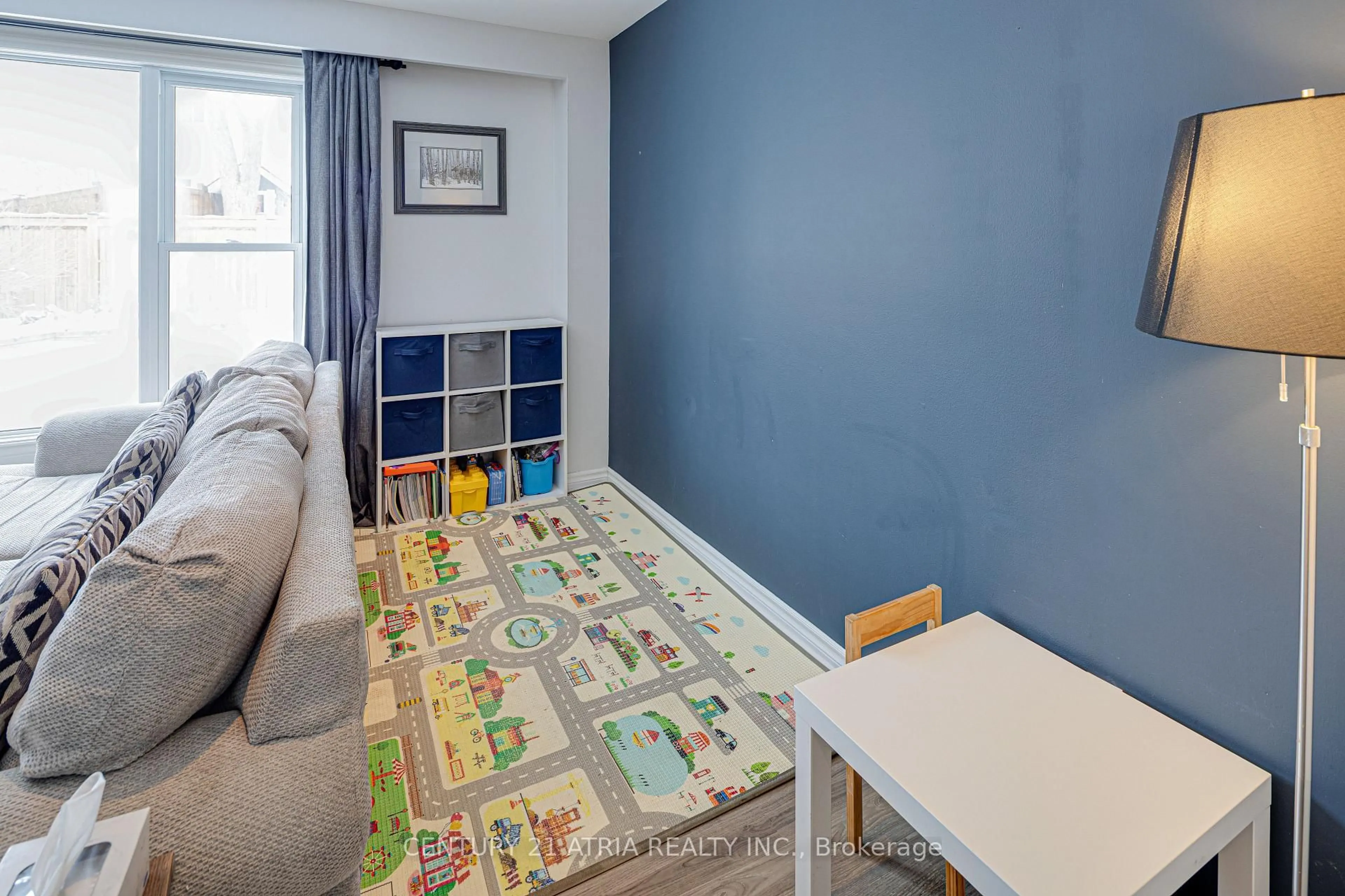 A pic of a room for 251 Stouffer St, Whitchurch-Stouffville Ontario L4A 4Y8