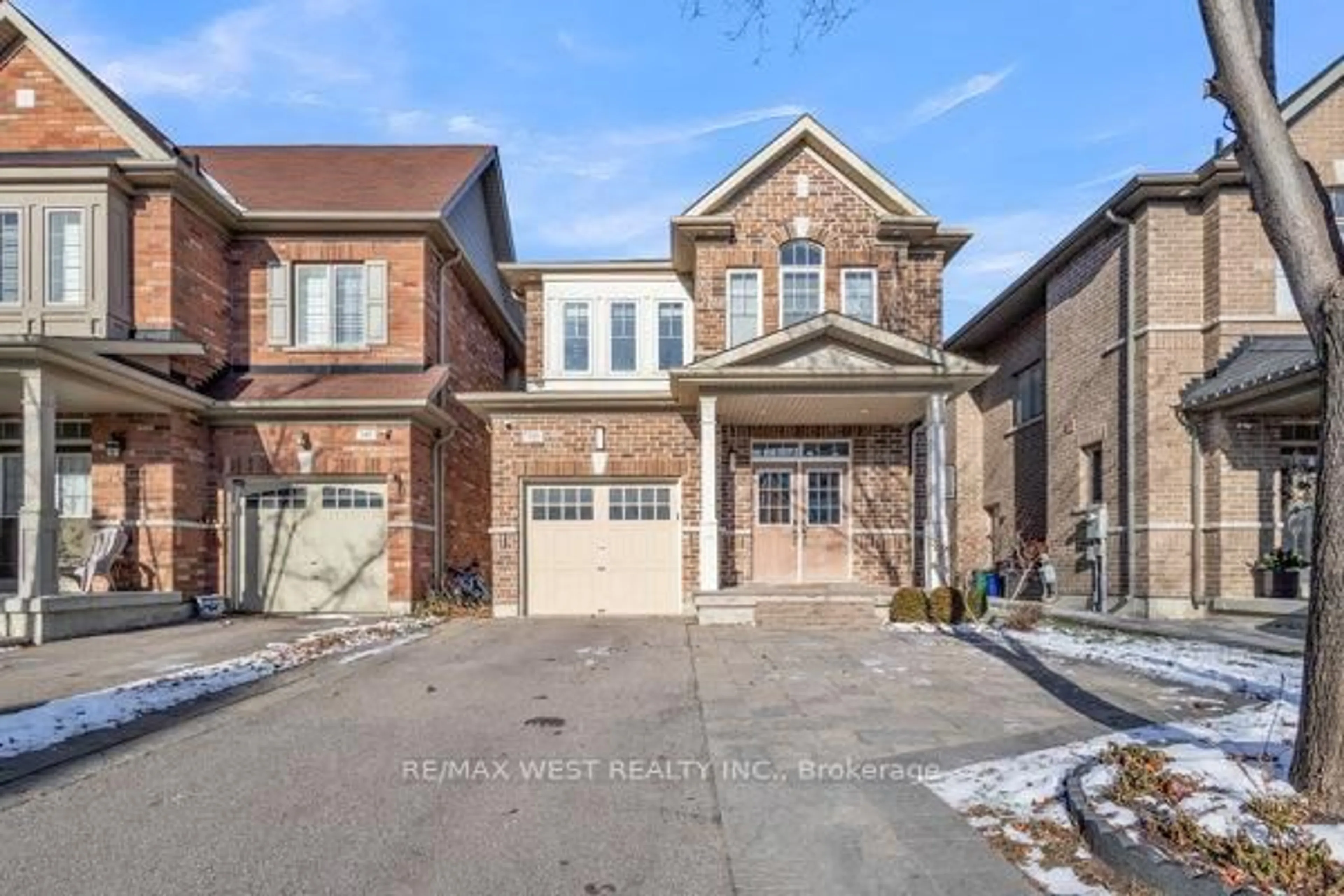 Home with brick exterior material, street for 353 Moody Dr, Vaughan Ontario L4H 3Z8