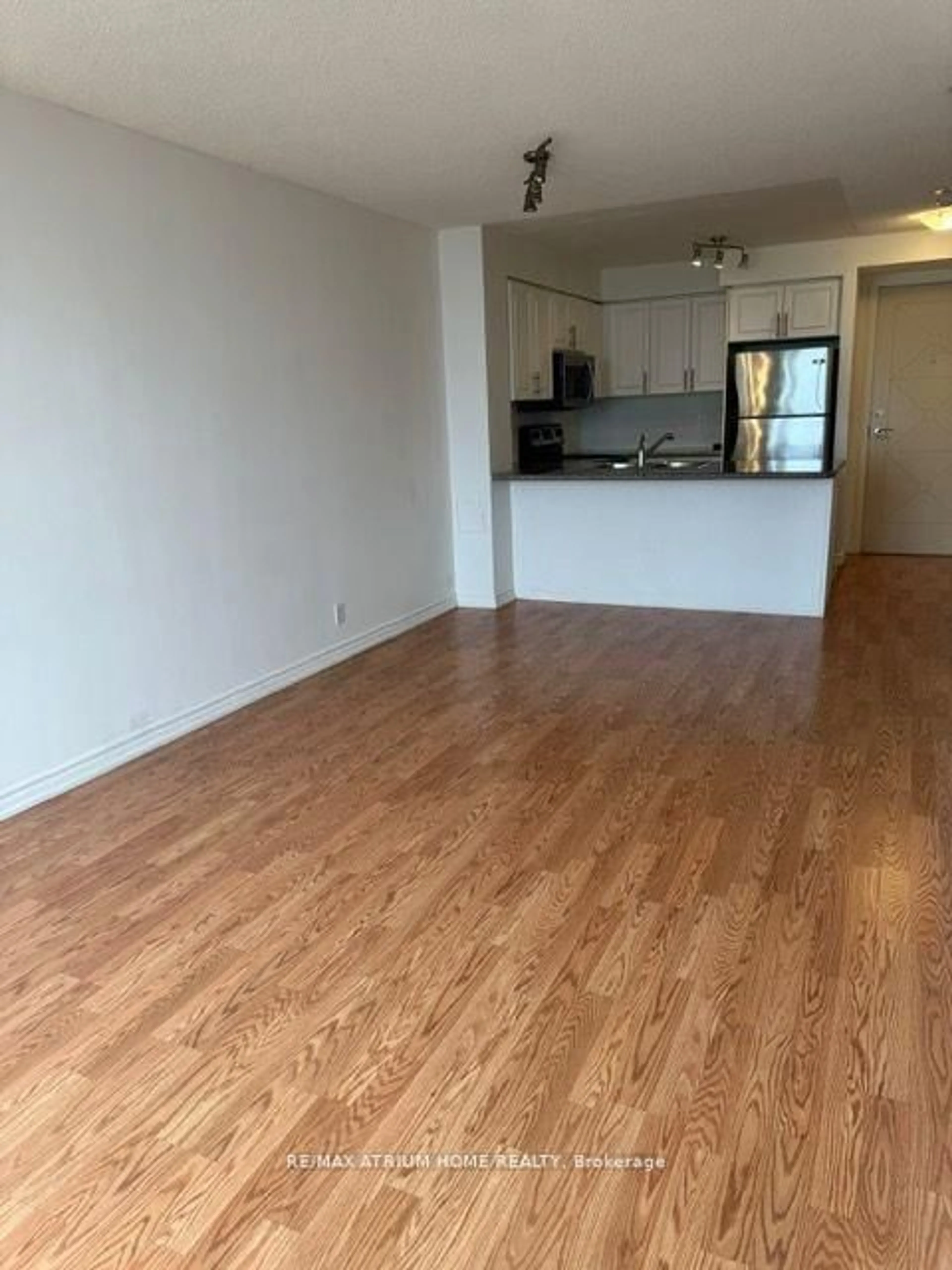 A pic of a room for 18 Harding Blvd #1124, Richmond Hill Ontario L4C 0T3