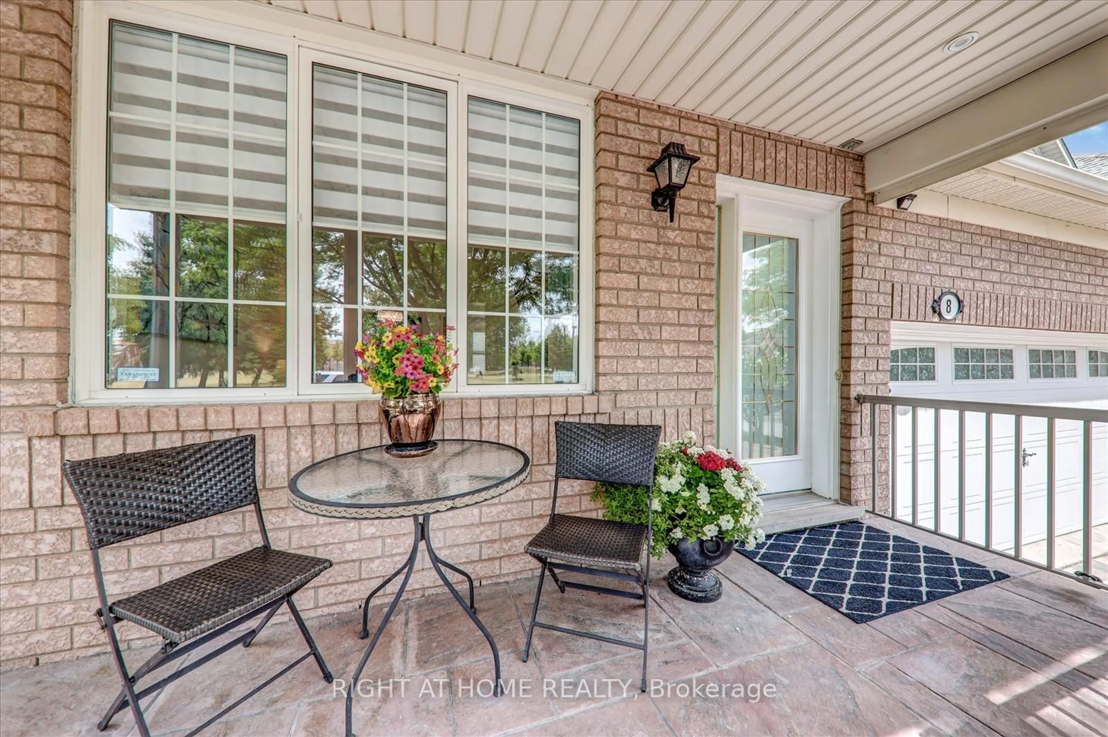 Patio, water/lake/river/ocean view for 8 Santa Maria Tr, Vaughan Ontario L6A 2Y7