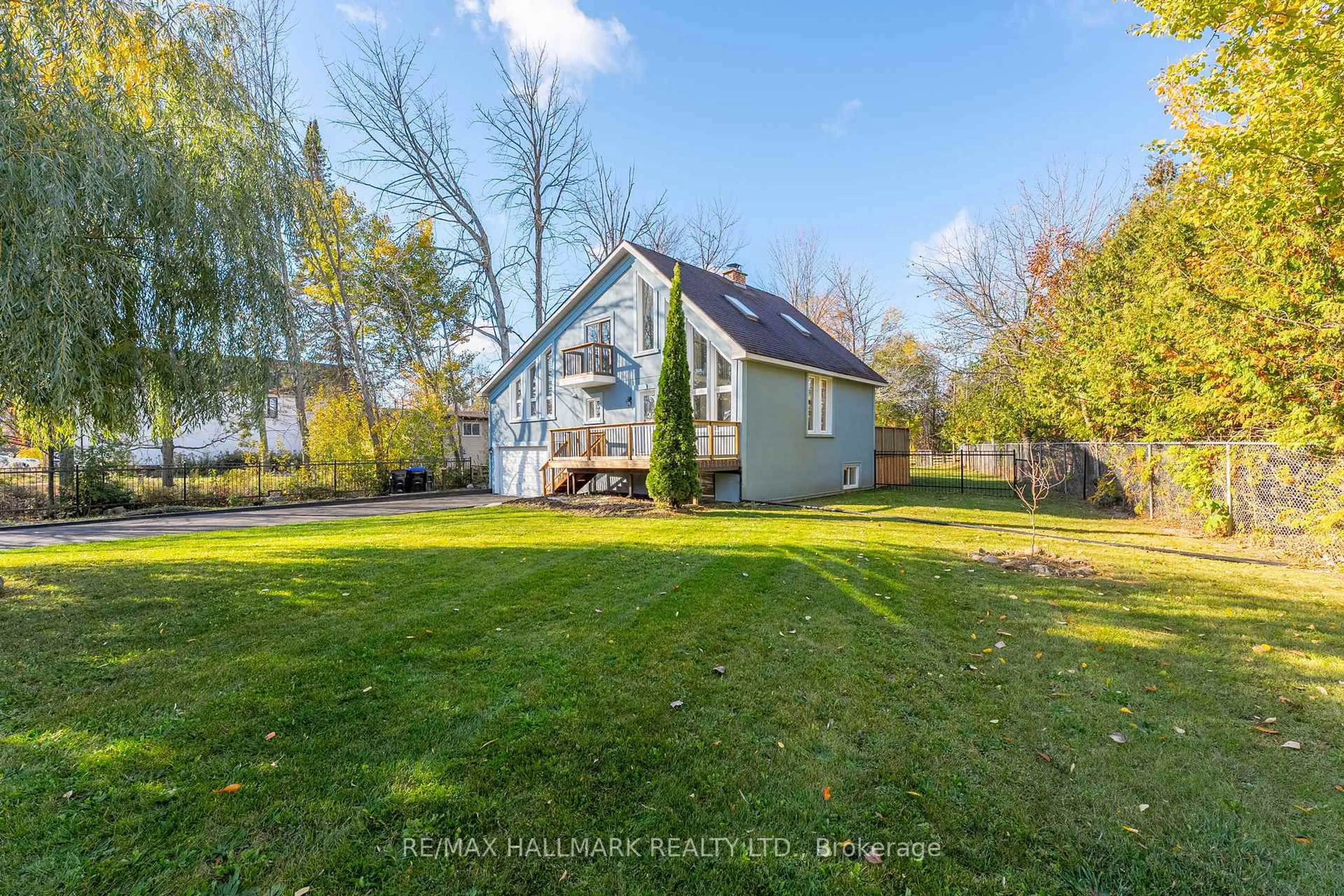 A pic from outside/outdoor area/front of a property/back of a property/a pic from drone, water/lake/river/ocean view for 3716 Maple Grove Rd, Innisfil Ontario L9S 3B3