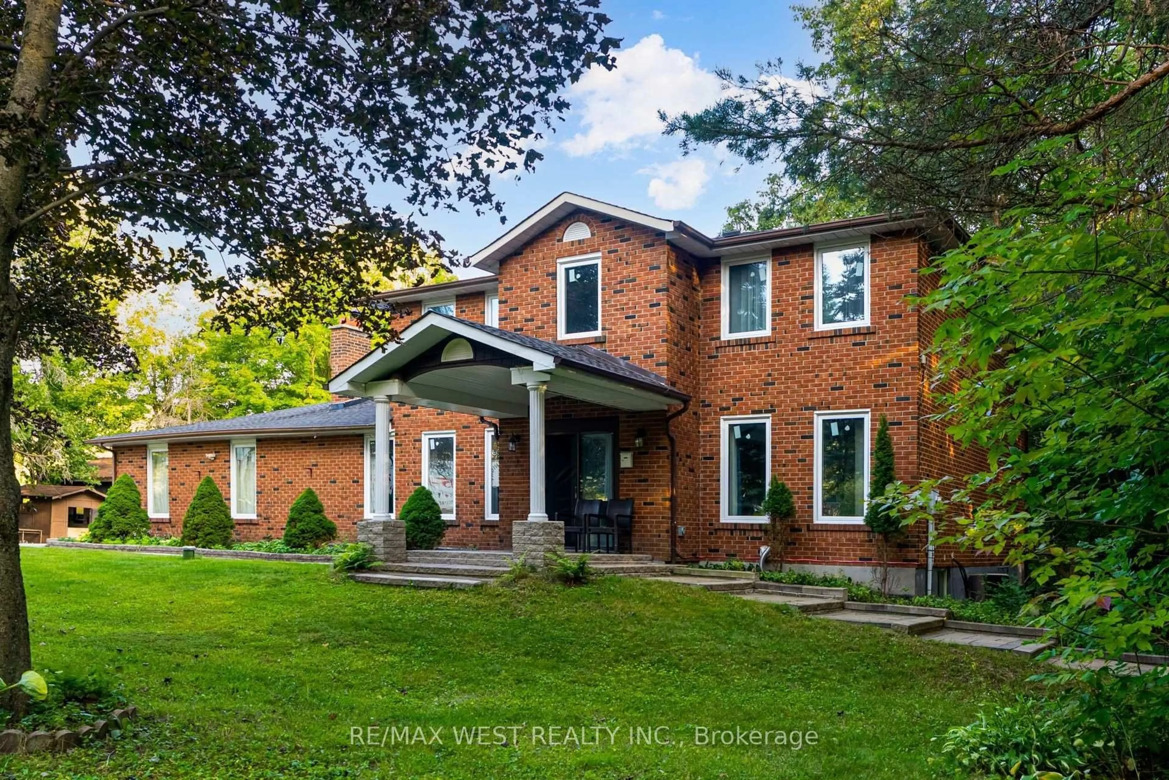 Home with brick exterior material, street for 661 Regional Road 21, Uxbridge Ontario L9L 1B5