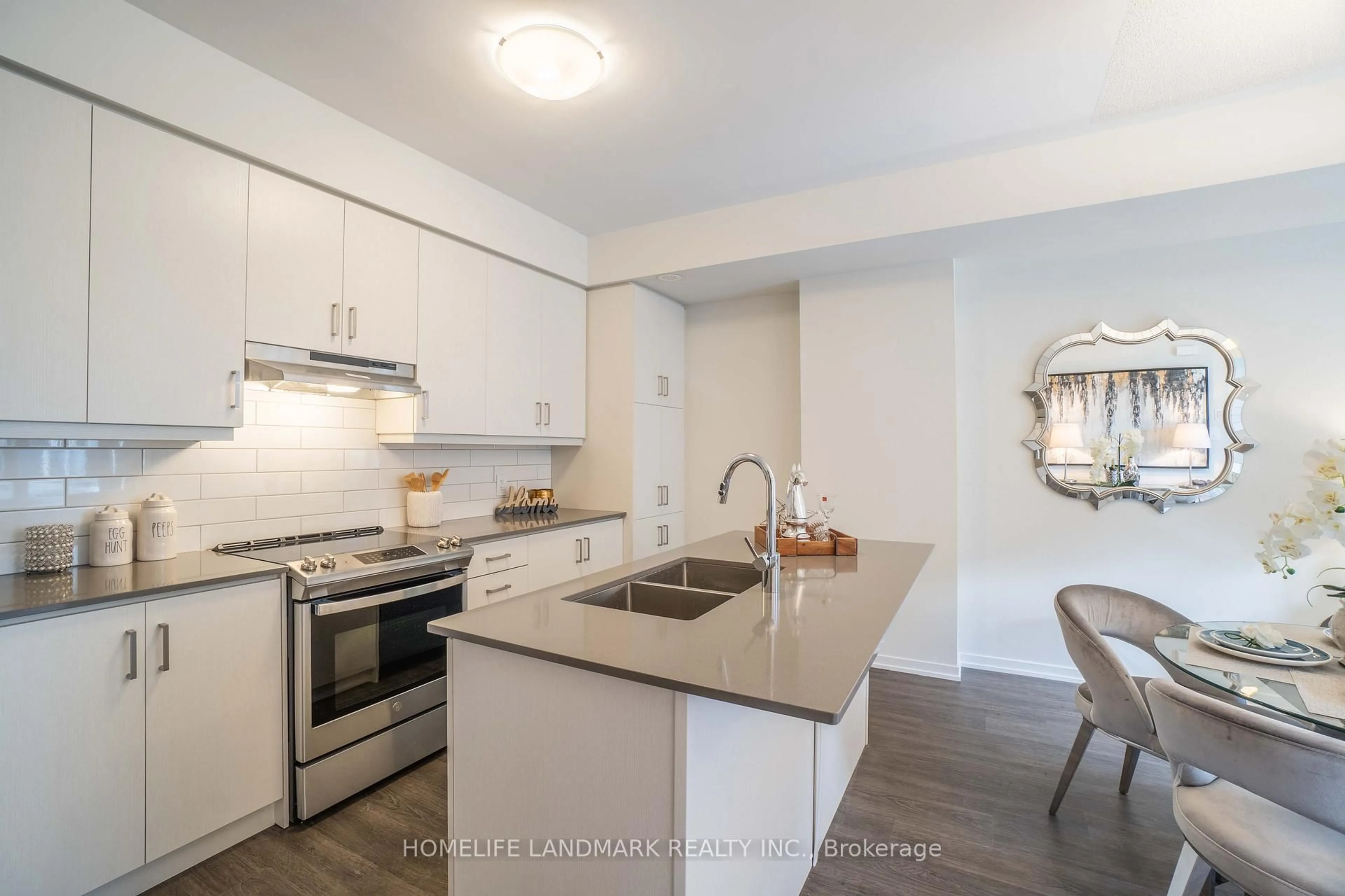 Open concept kitchen, unknown for 10 Almond Blossom Mews #TH109, Vaughan Ontario L4K 0N6