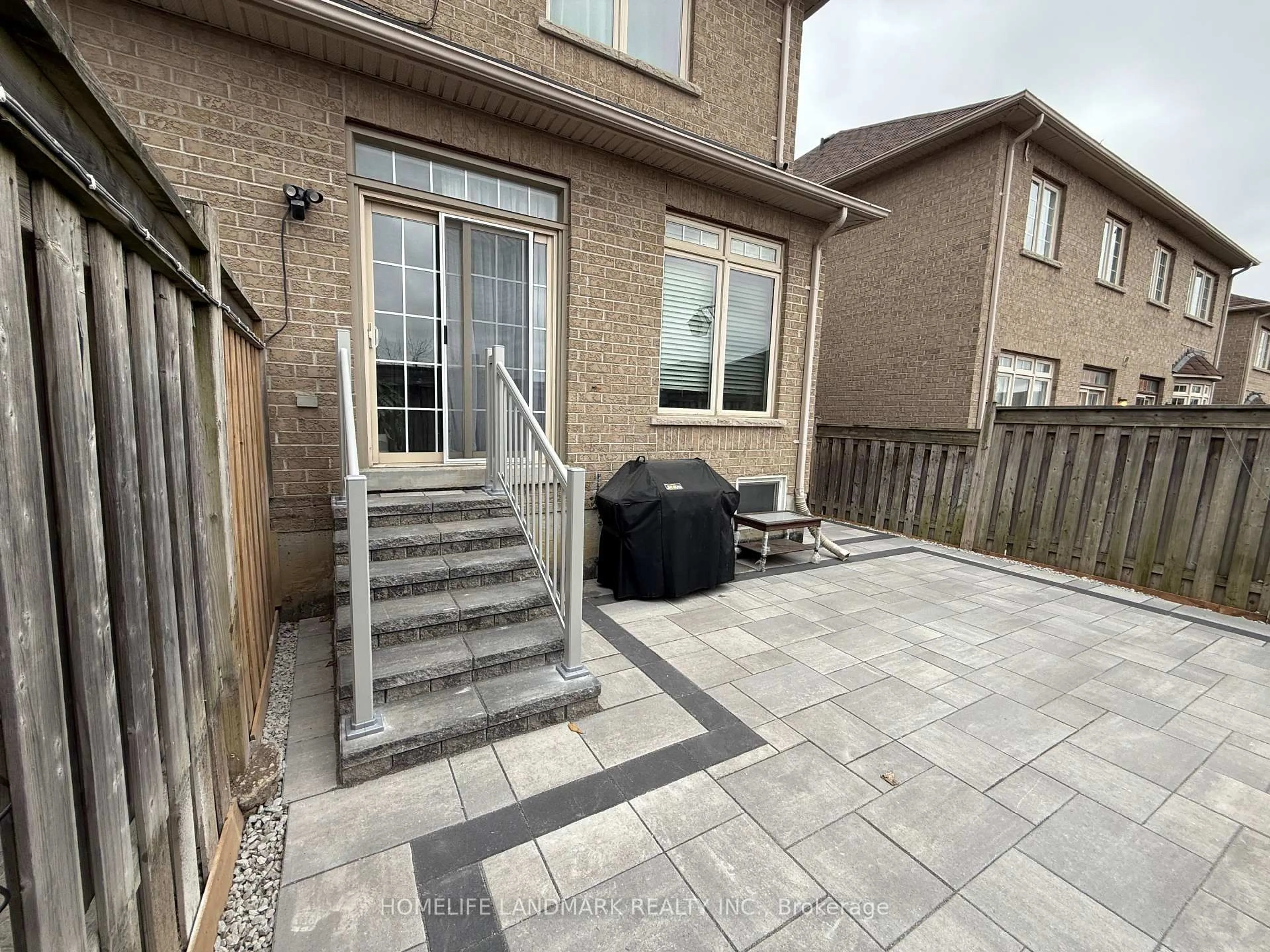 Patio, street for 16 Gauguin Ave, Vaughan Ontario L4J 9J7