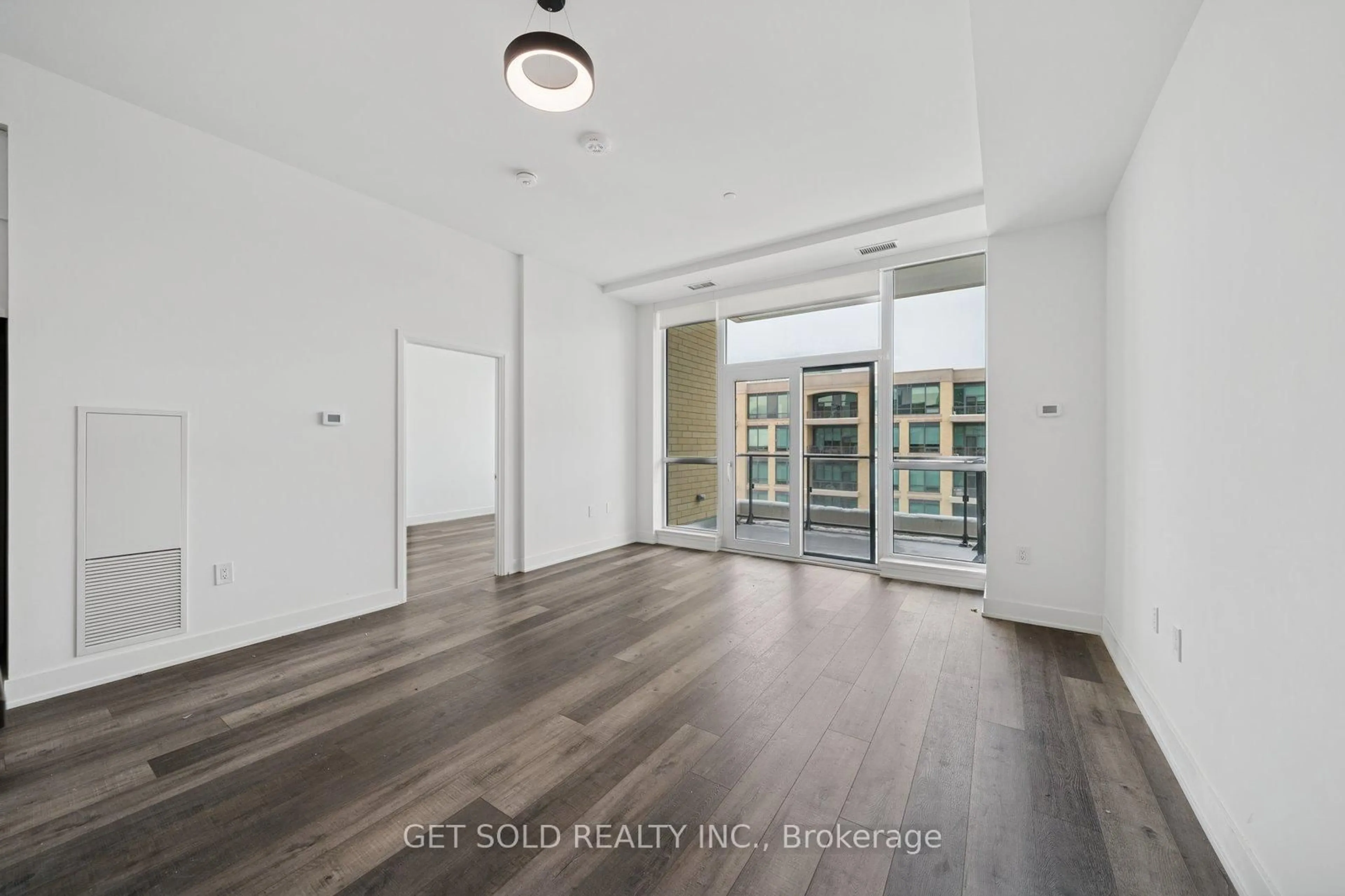 A pic of a room for 11750 Ninth Line #728, Whitchurch-Stouffville Ontario L4A 1H6