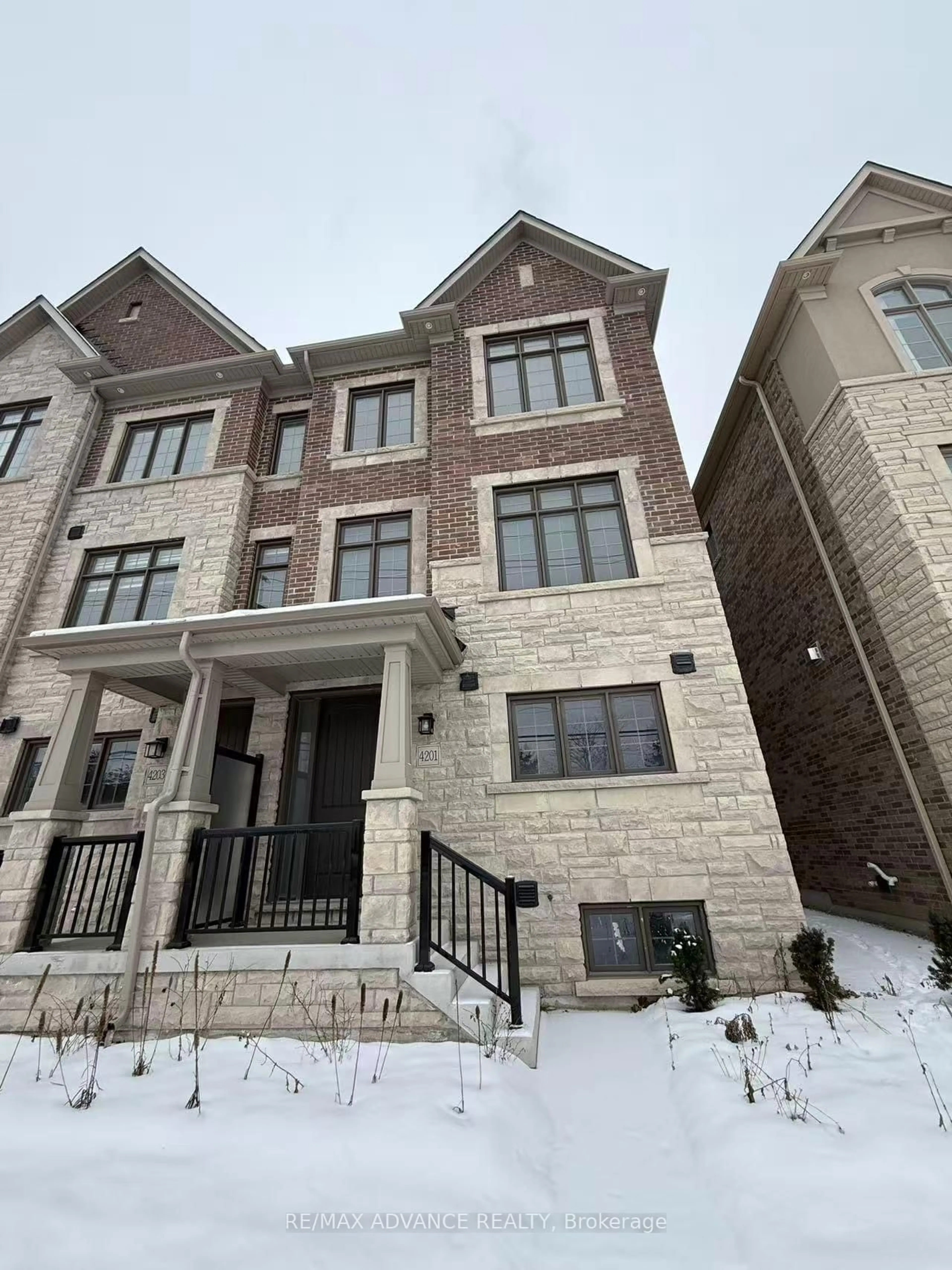 Home with brick exterior material, unknown for 4201 Major Mackenzie Dr Dr, Markham Ontario L6C 3L5