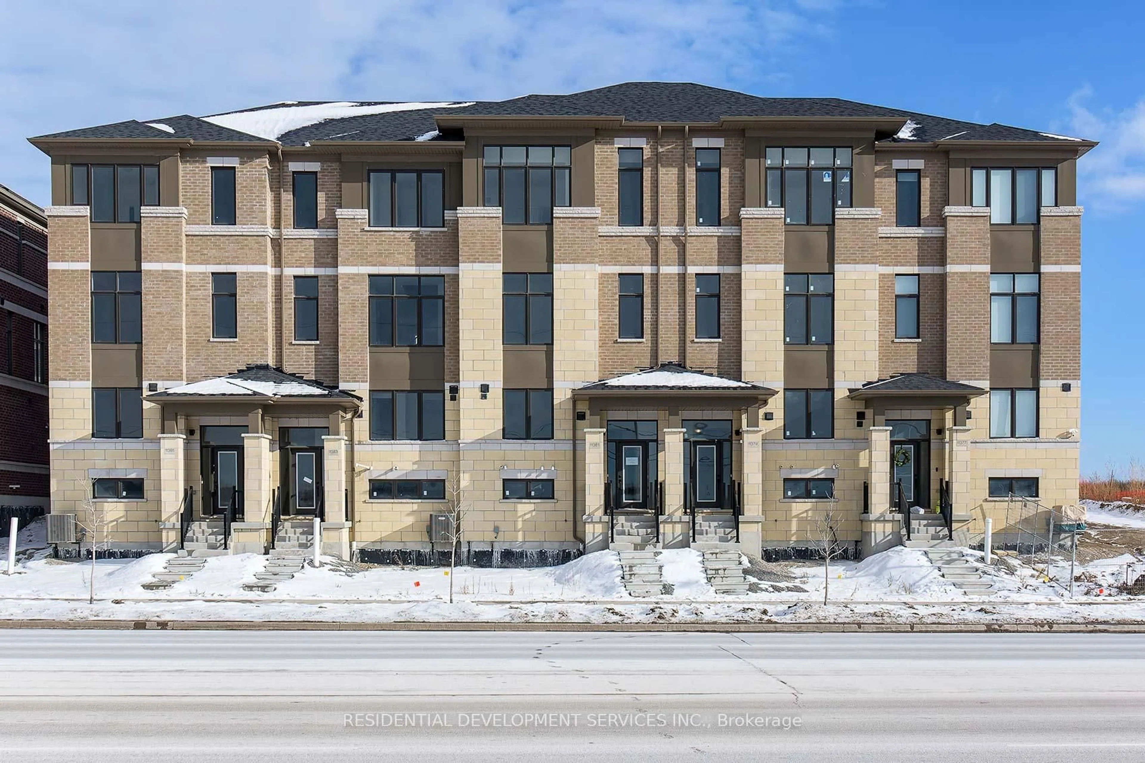 Unknown for 11381 Leslie St, Richmond Hill Ontario L4S 0P3