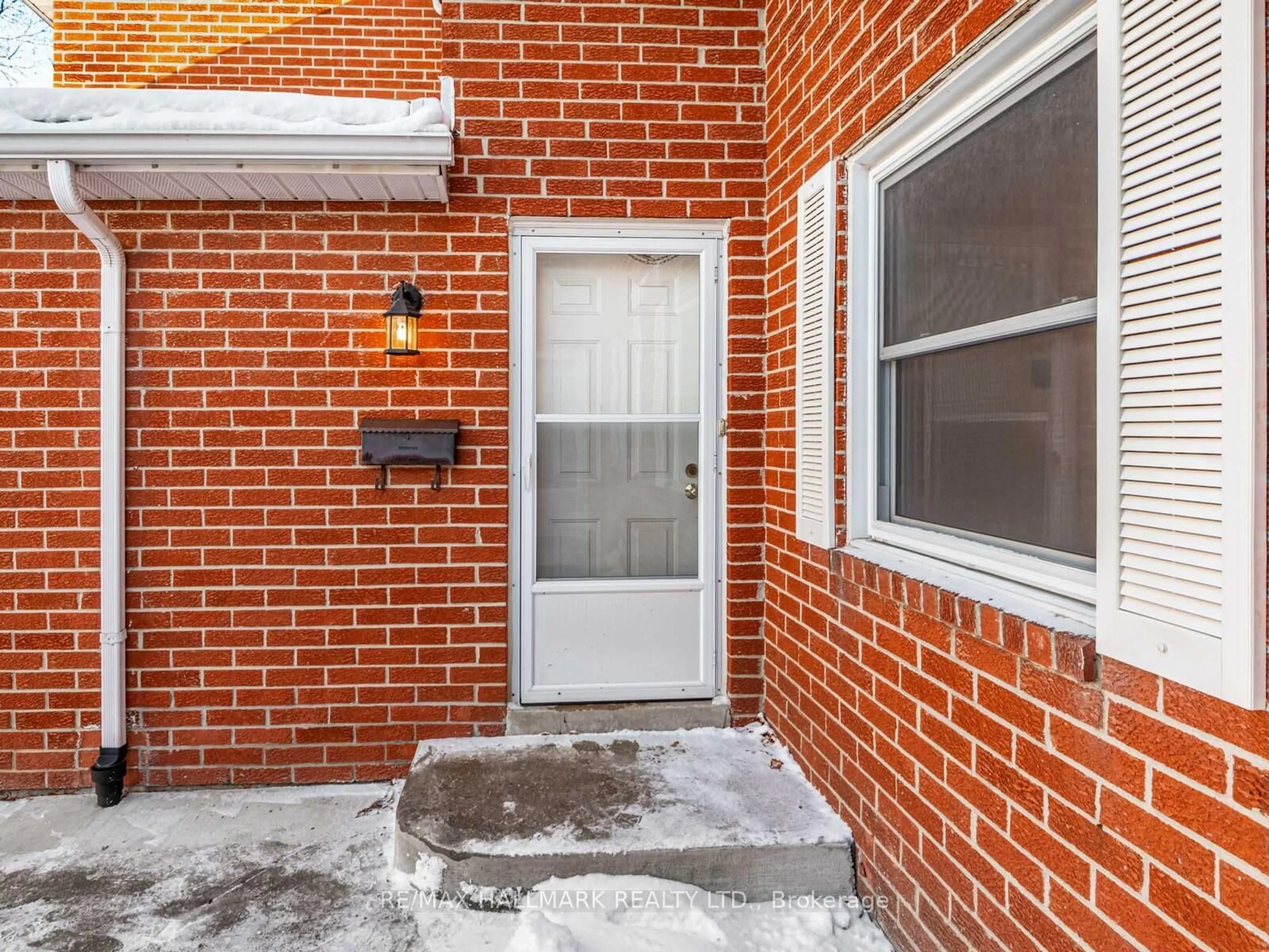 Home with brick exterior material, street for 11 Reith Way #405, Markham Ontario L3T 5C6